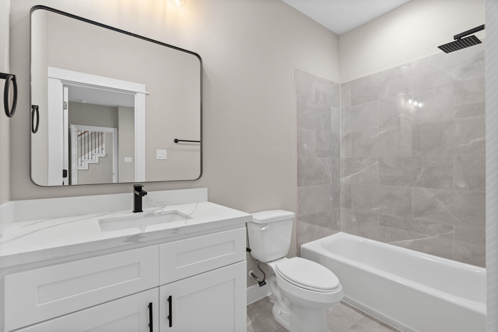 719 Thornton Road Unit: E