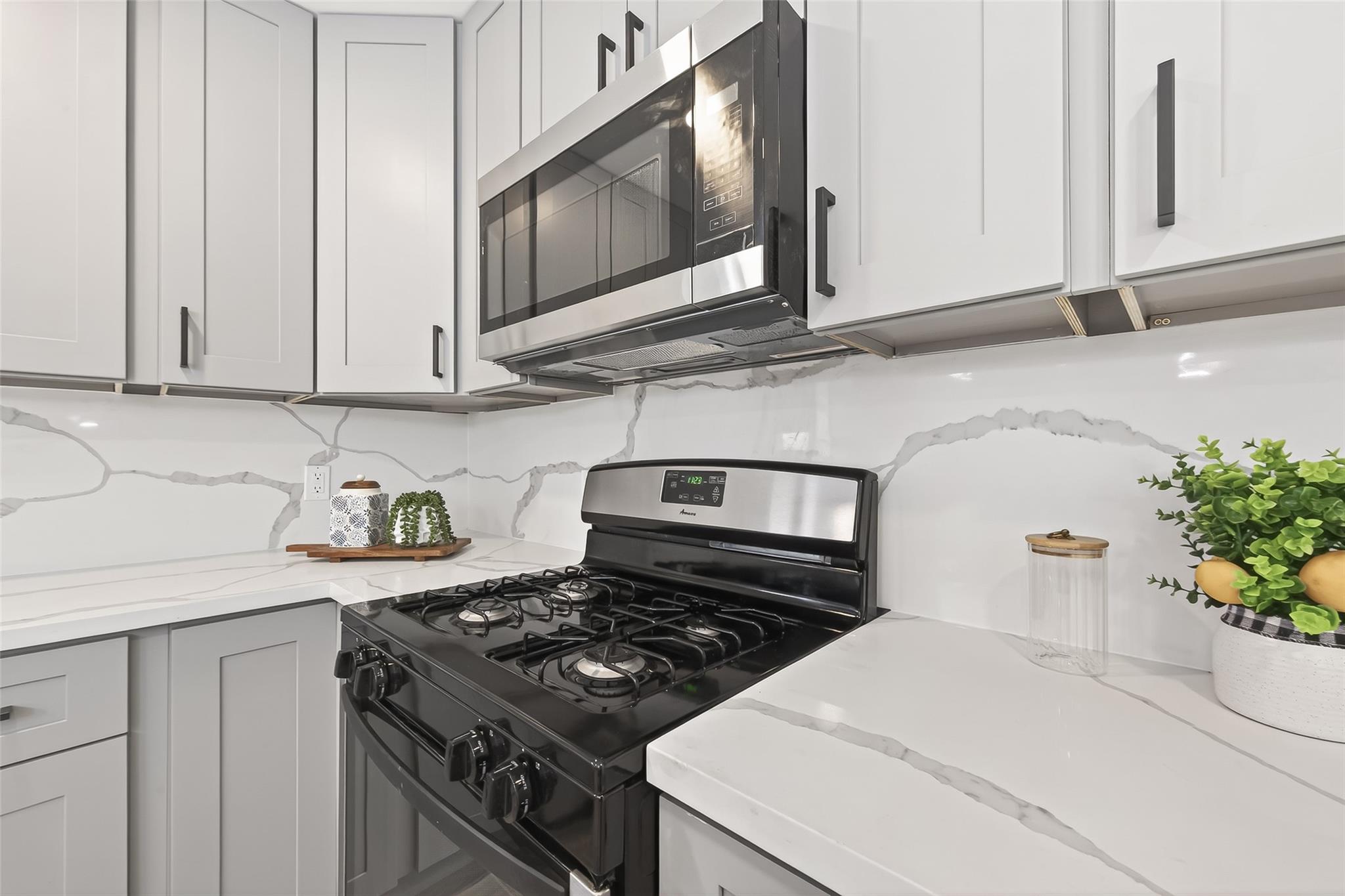 29514 Loddington Street