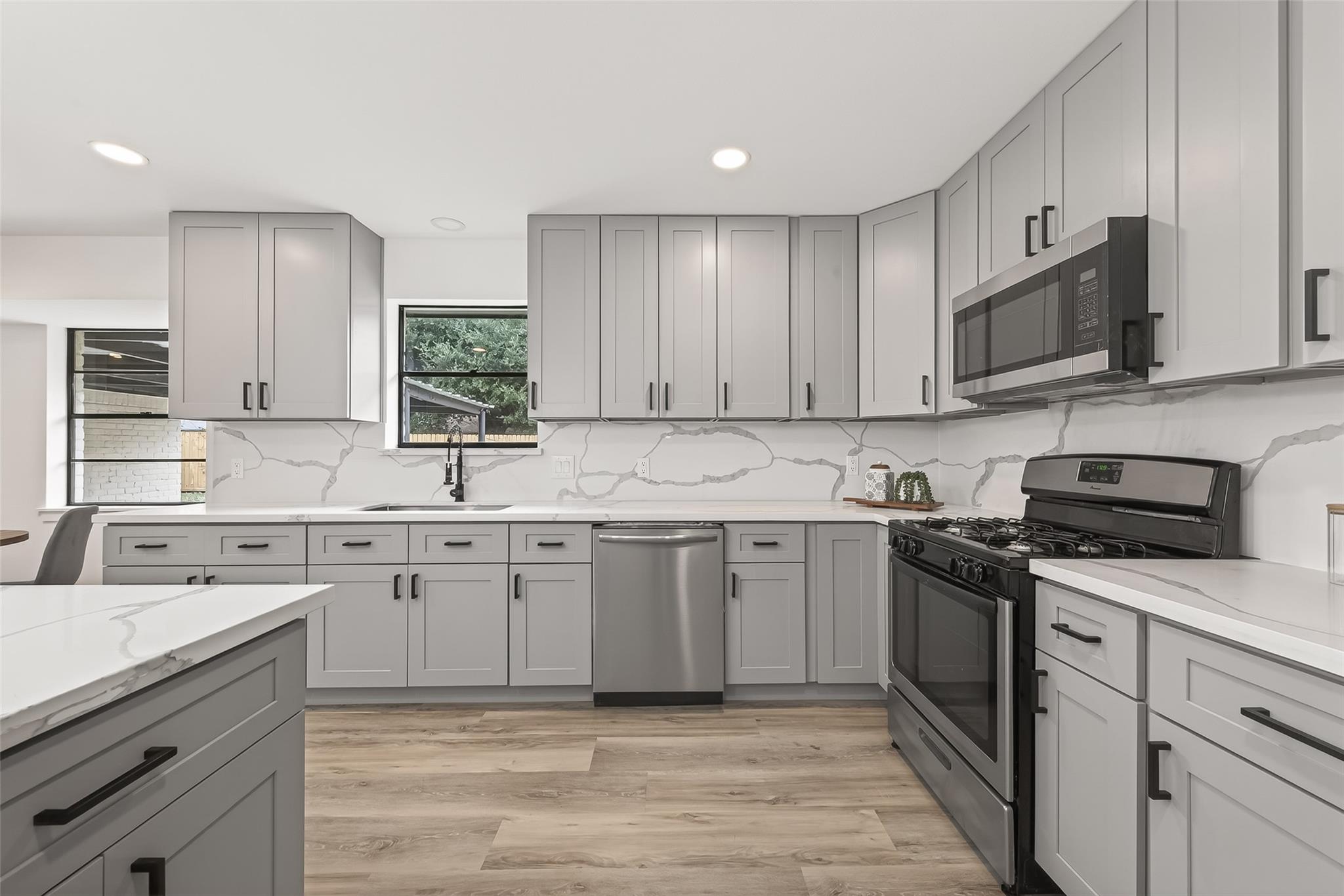 29514 Loddington Street