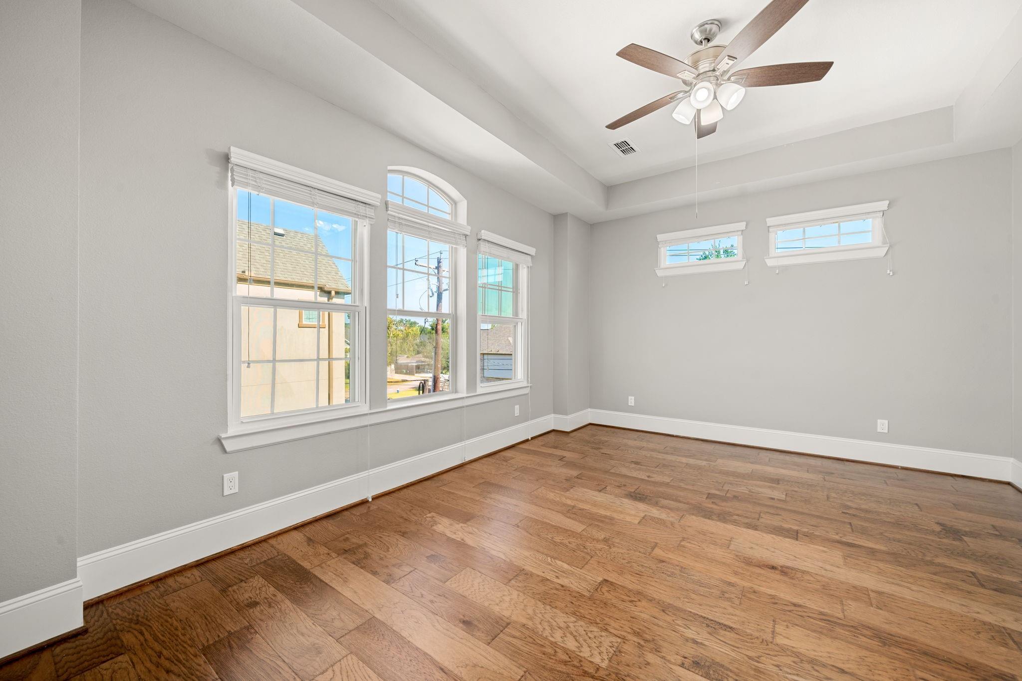 6703 Highclere Manor Lane