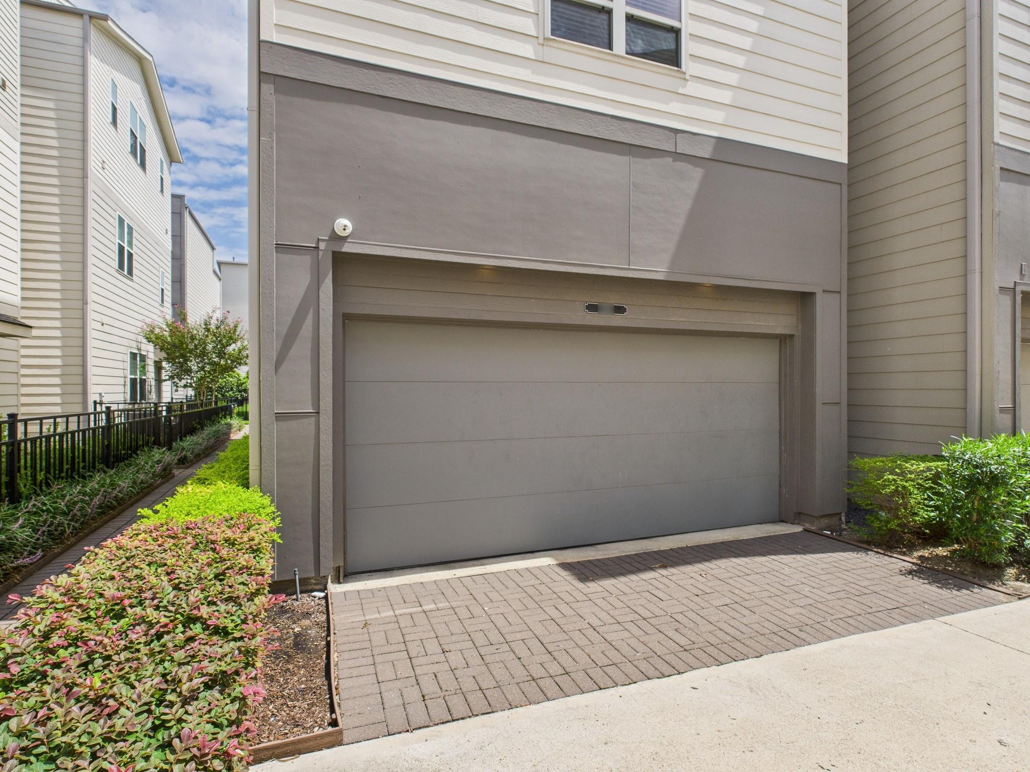 2761 Clinton Drive