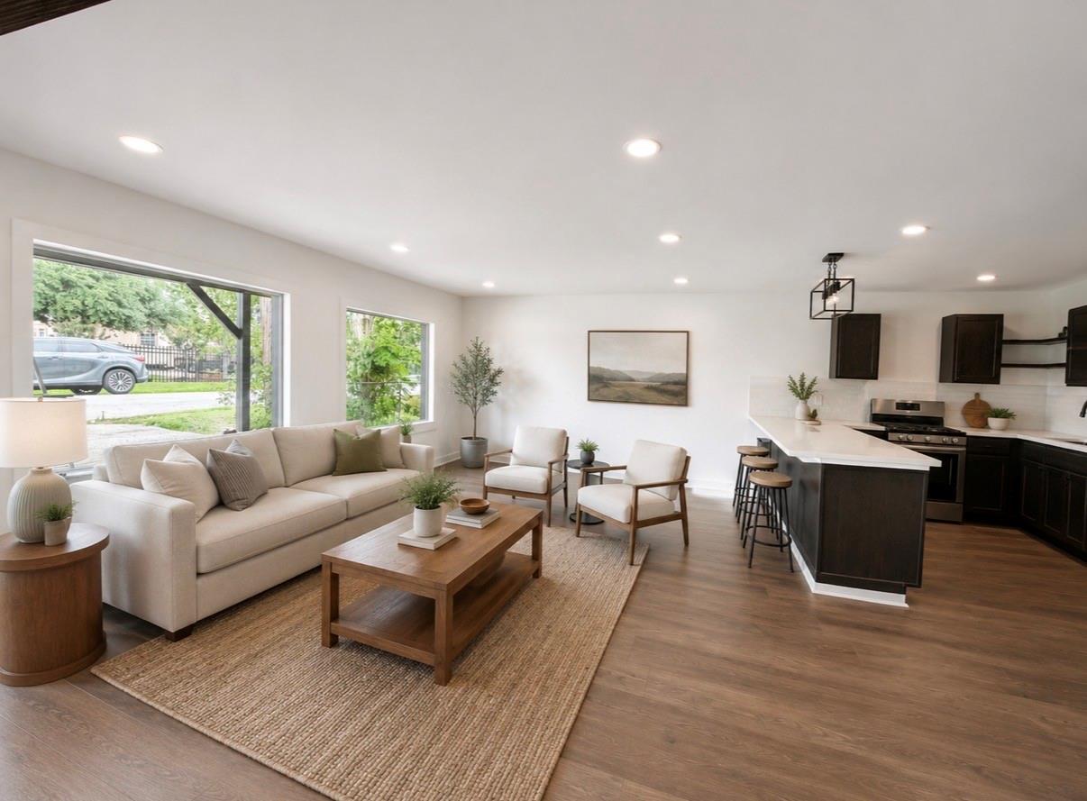 3702 Cochran Street