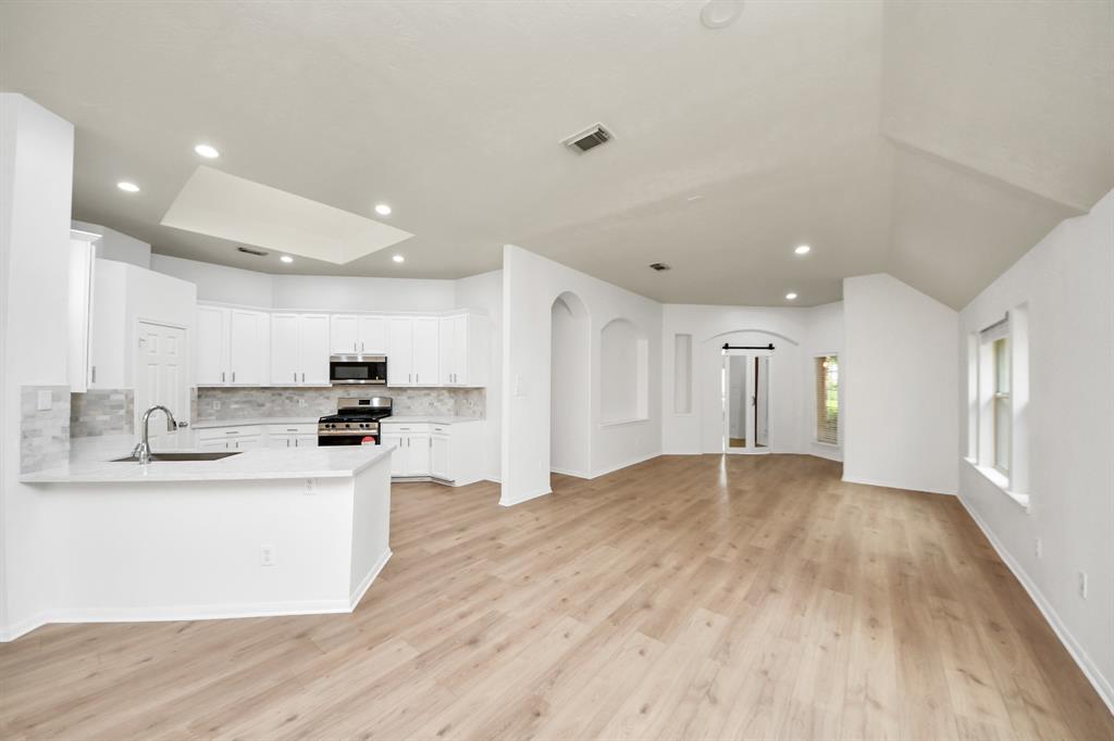 5931 Mettler Lane