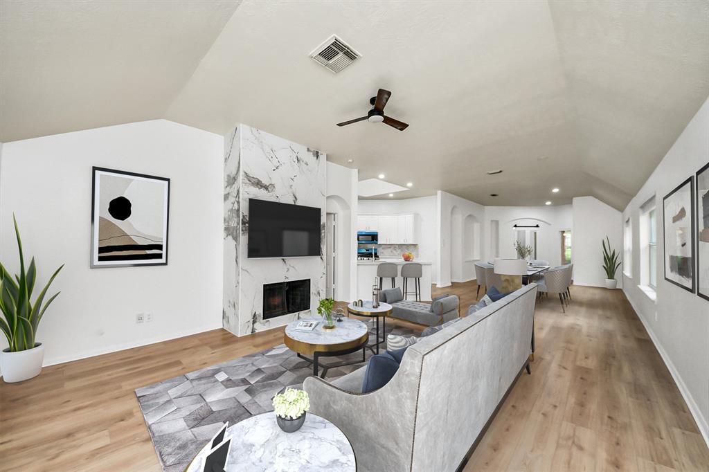 5931 Mettler Lane