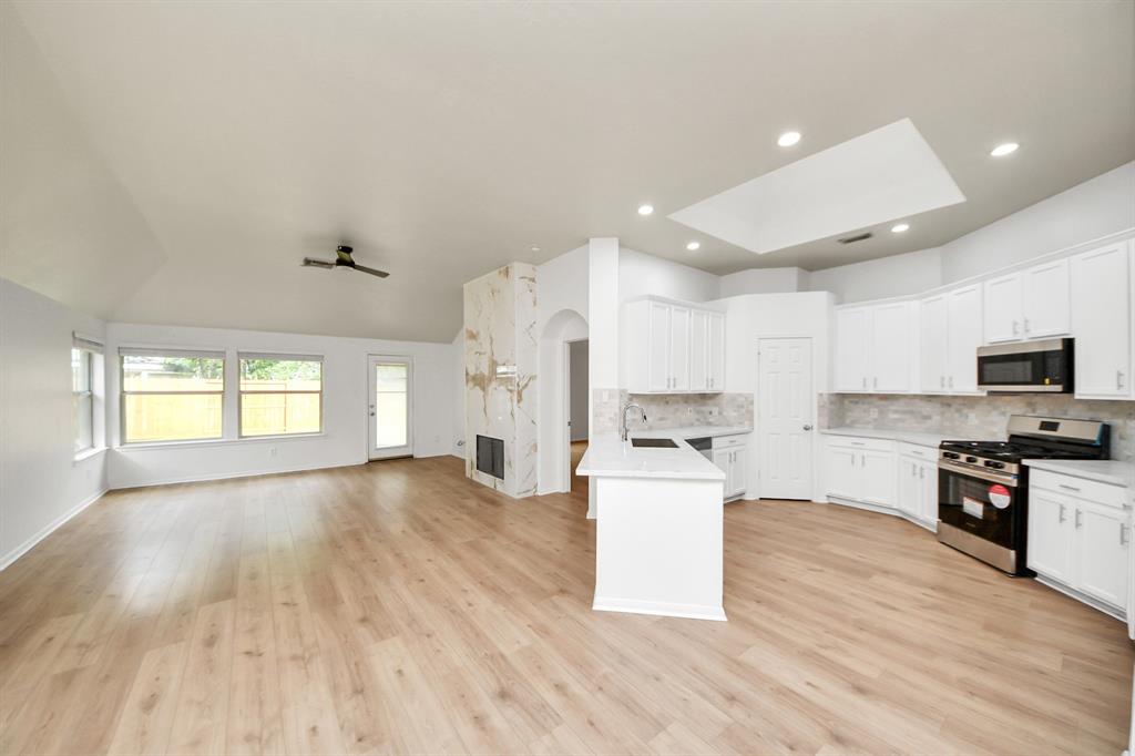 5931 Mettler Lane