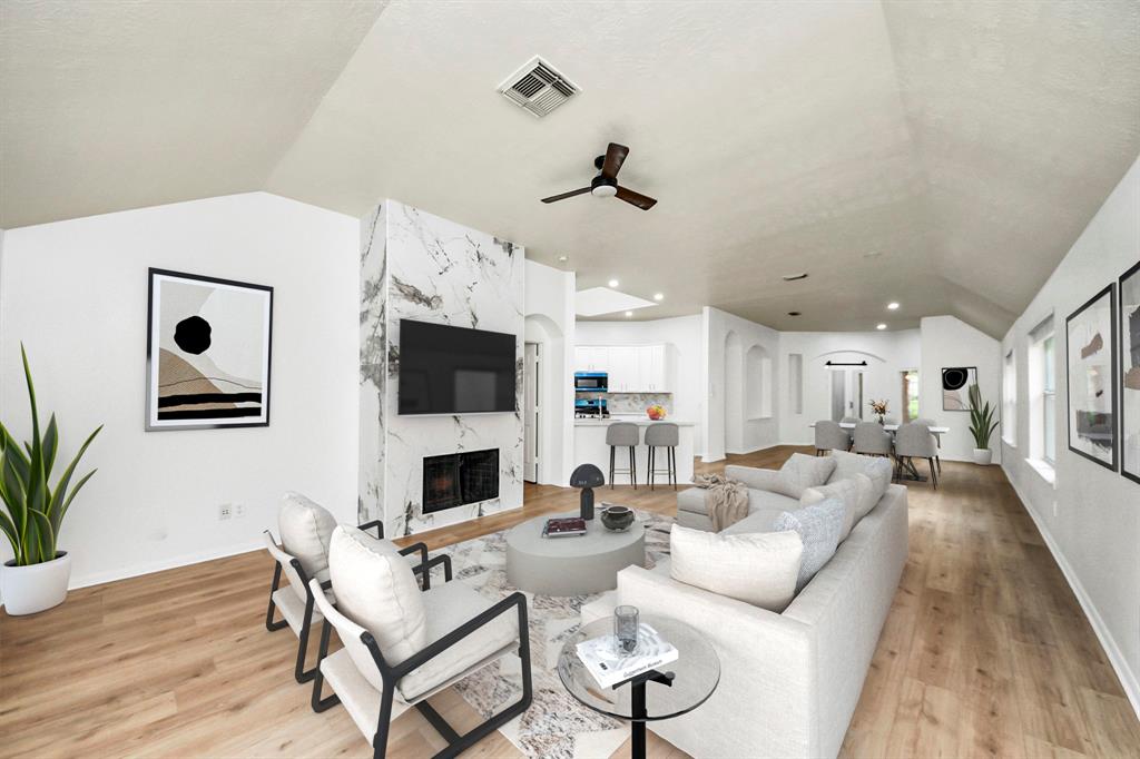 5931 Mettler Lane