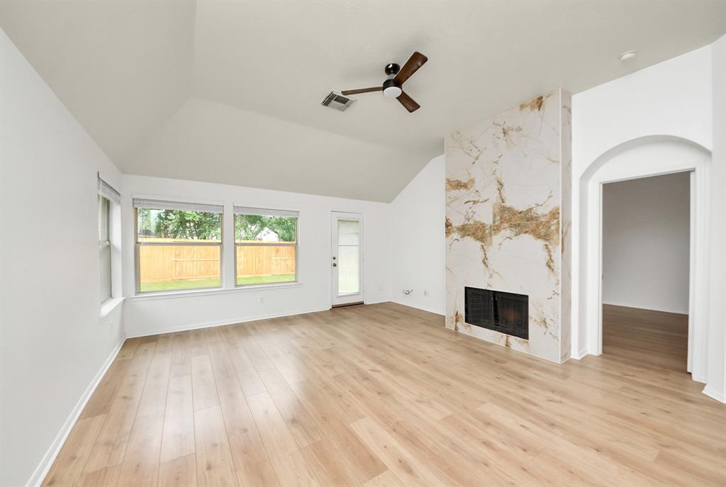 5931 Mettler Lane