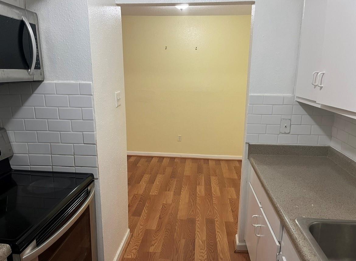 5625 Antoine Drive # 1404