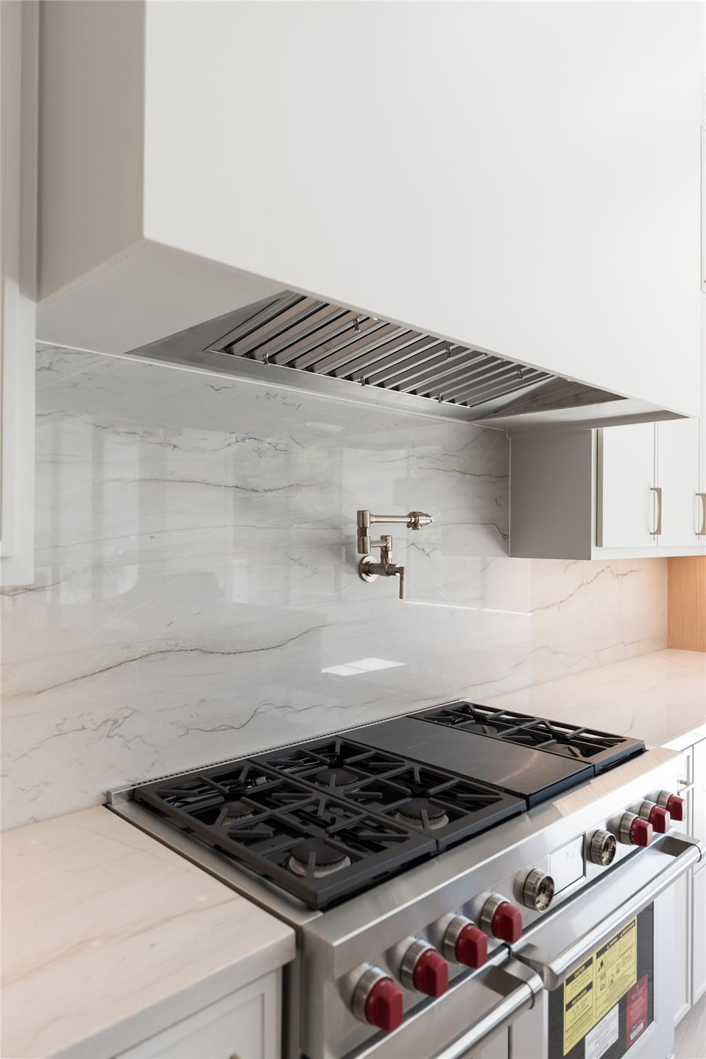 4923 Mimosa St Drive