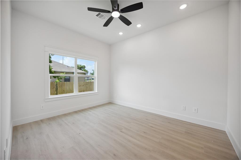 4825 Pederson Street Unit: A/B