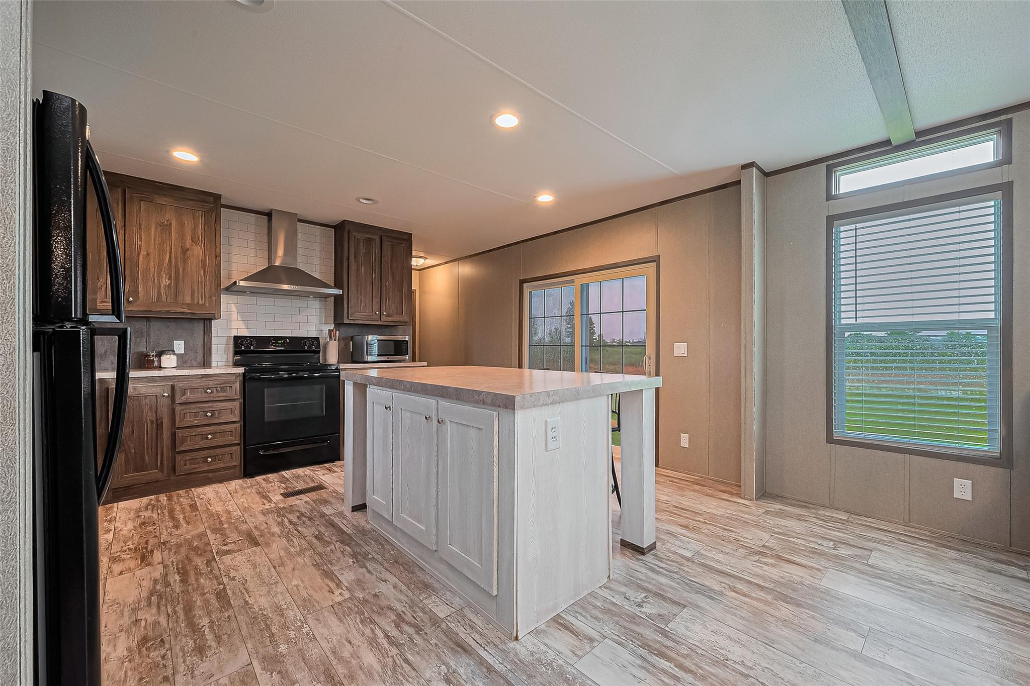 1122 Road 57221