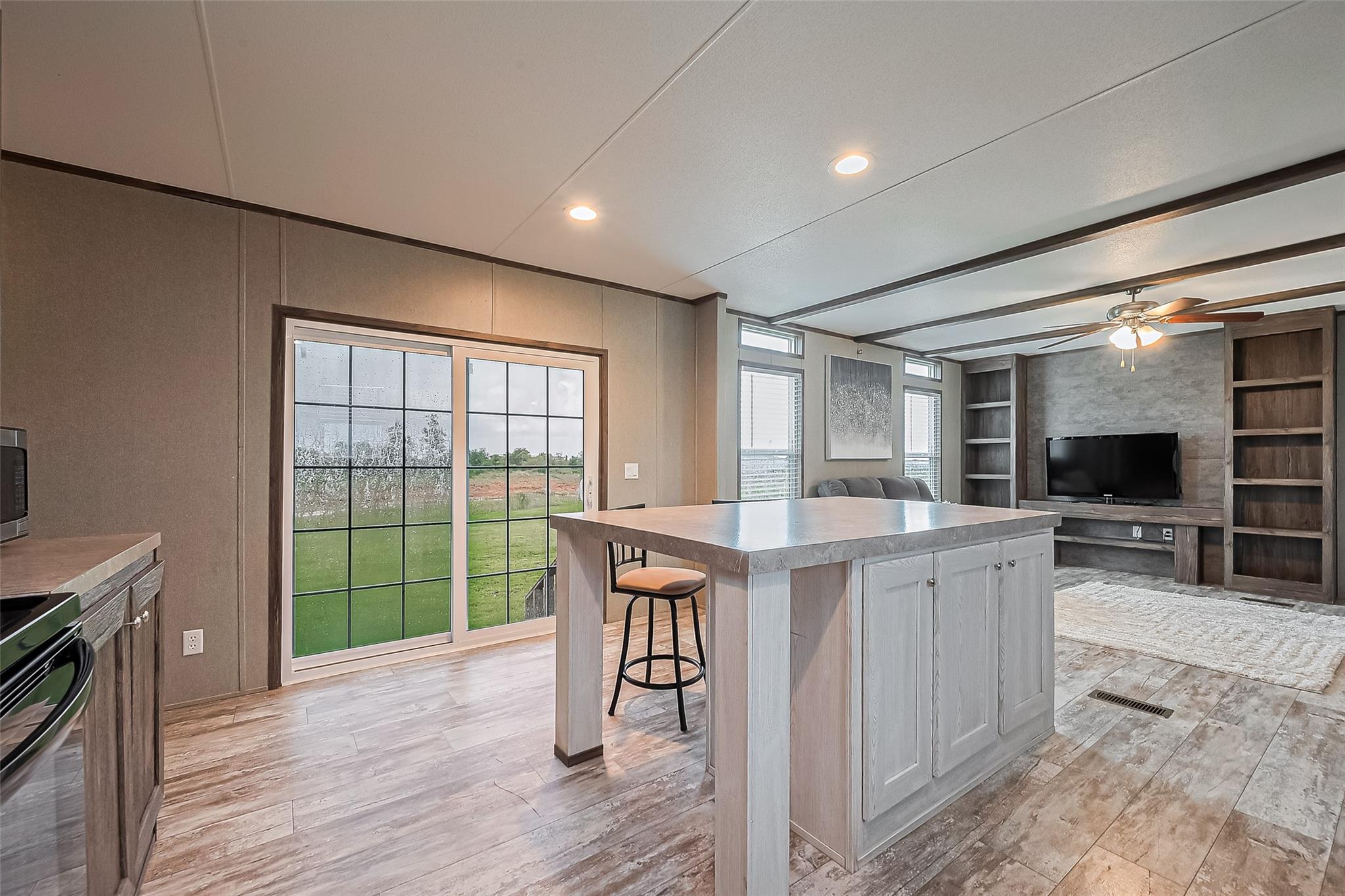 1122 Road 57221