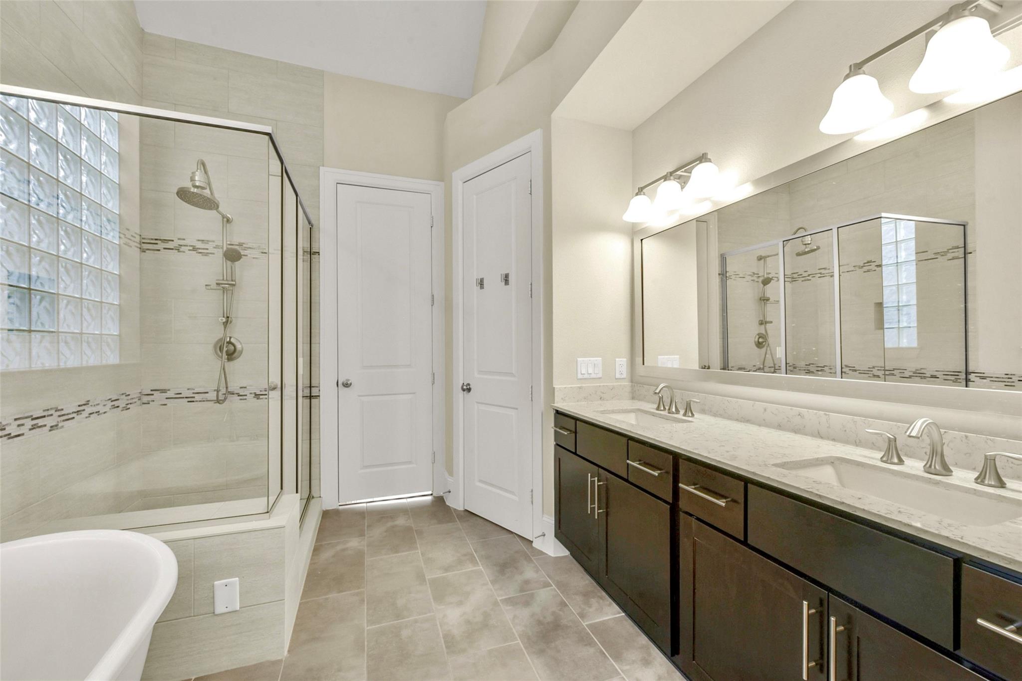 734 N Shepherd Drive