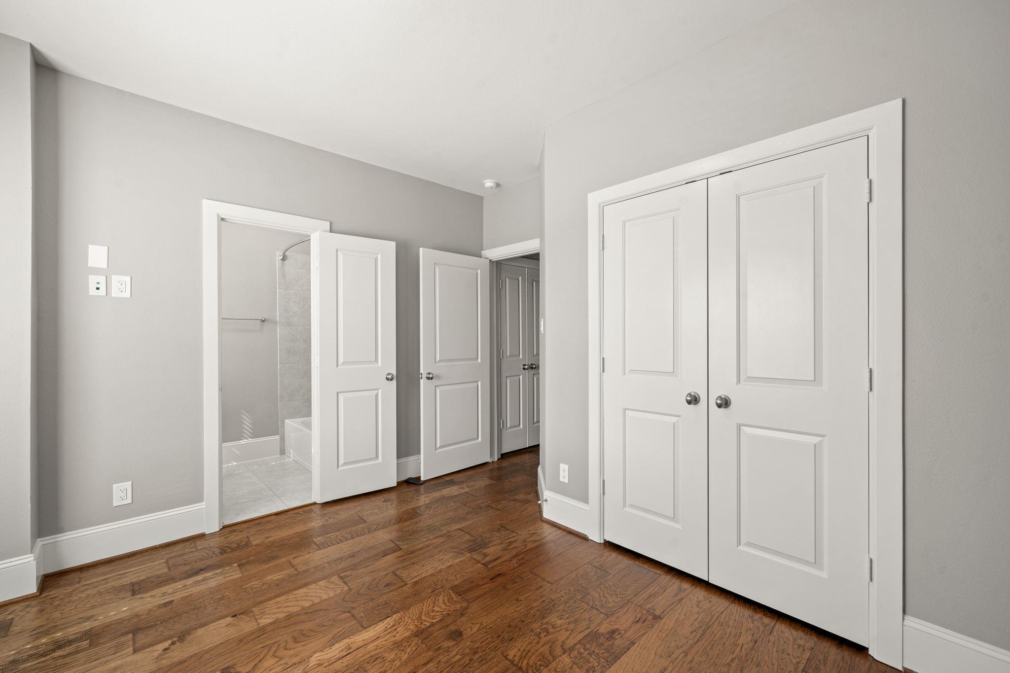 6703 Highclere Manor Lane