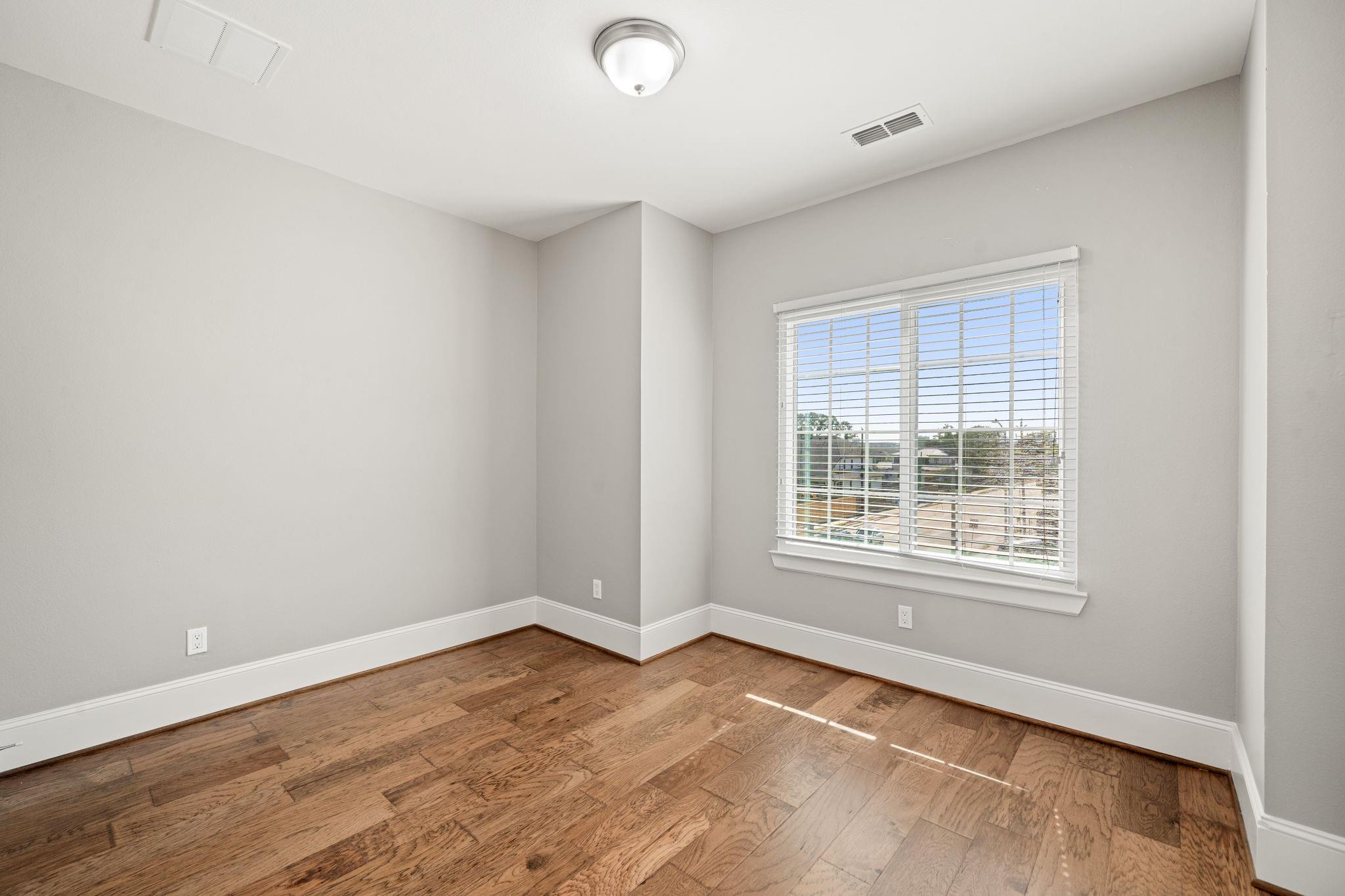 6703 Highclere Manor Lane