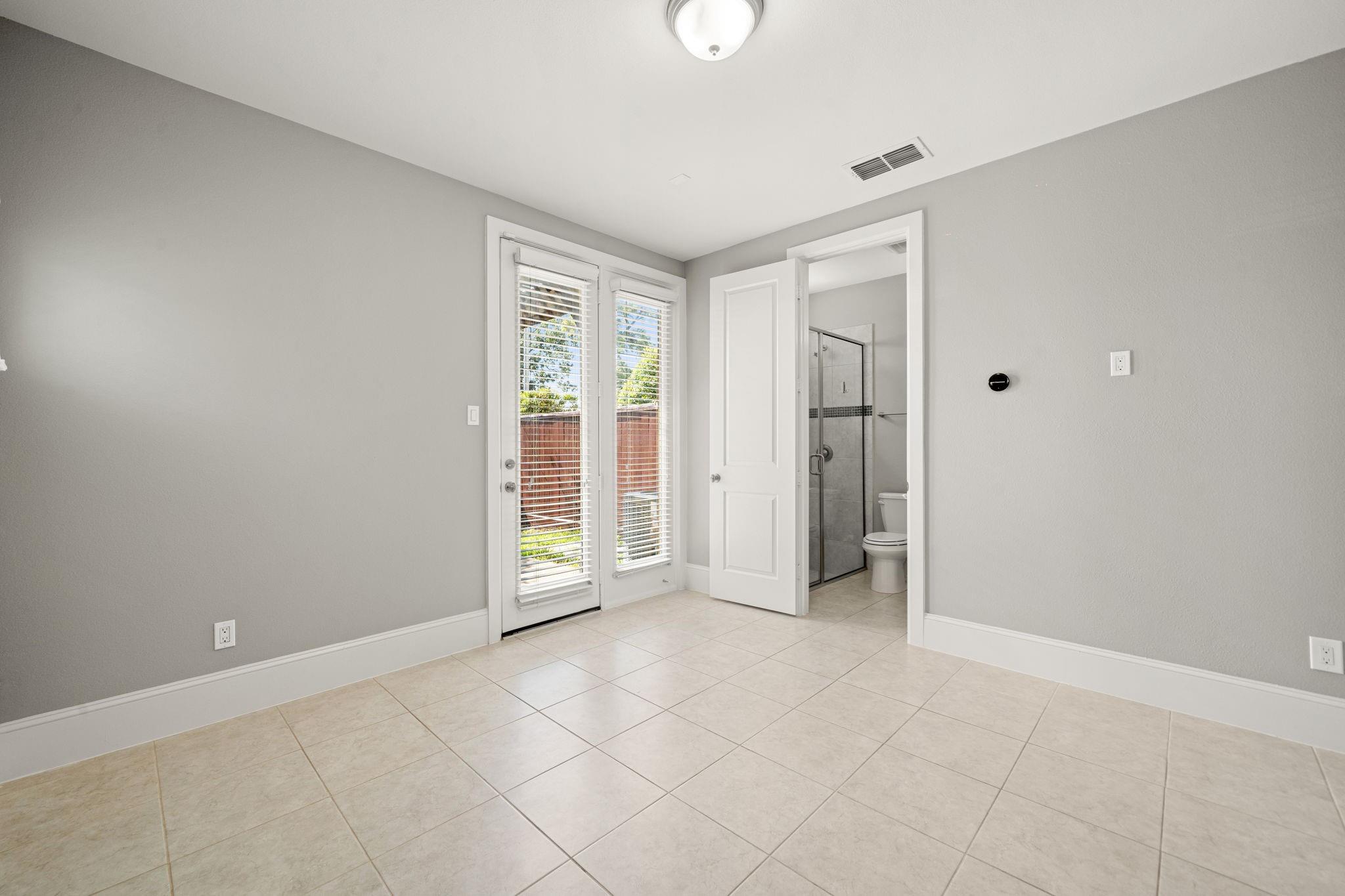 6703 Highclere Manor Lane