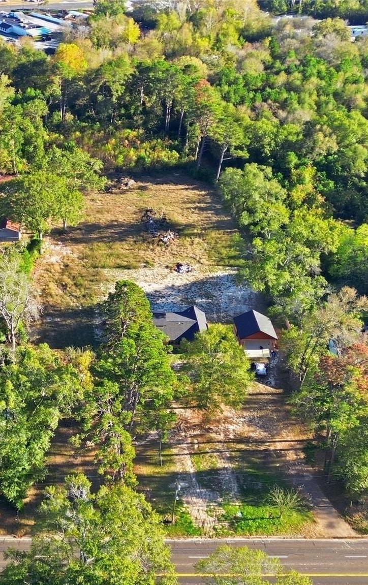 2303 S Fredonia Street