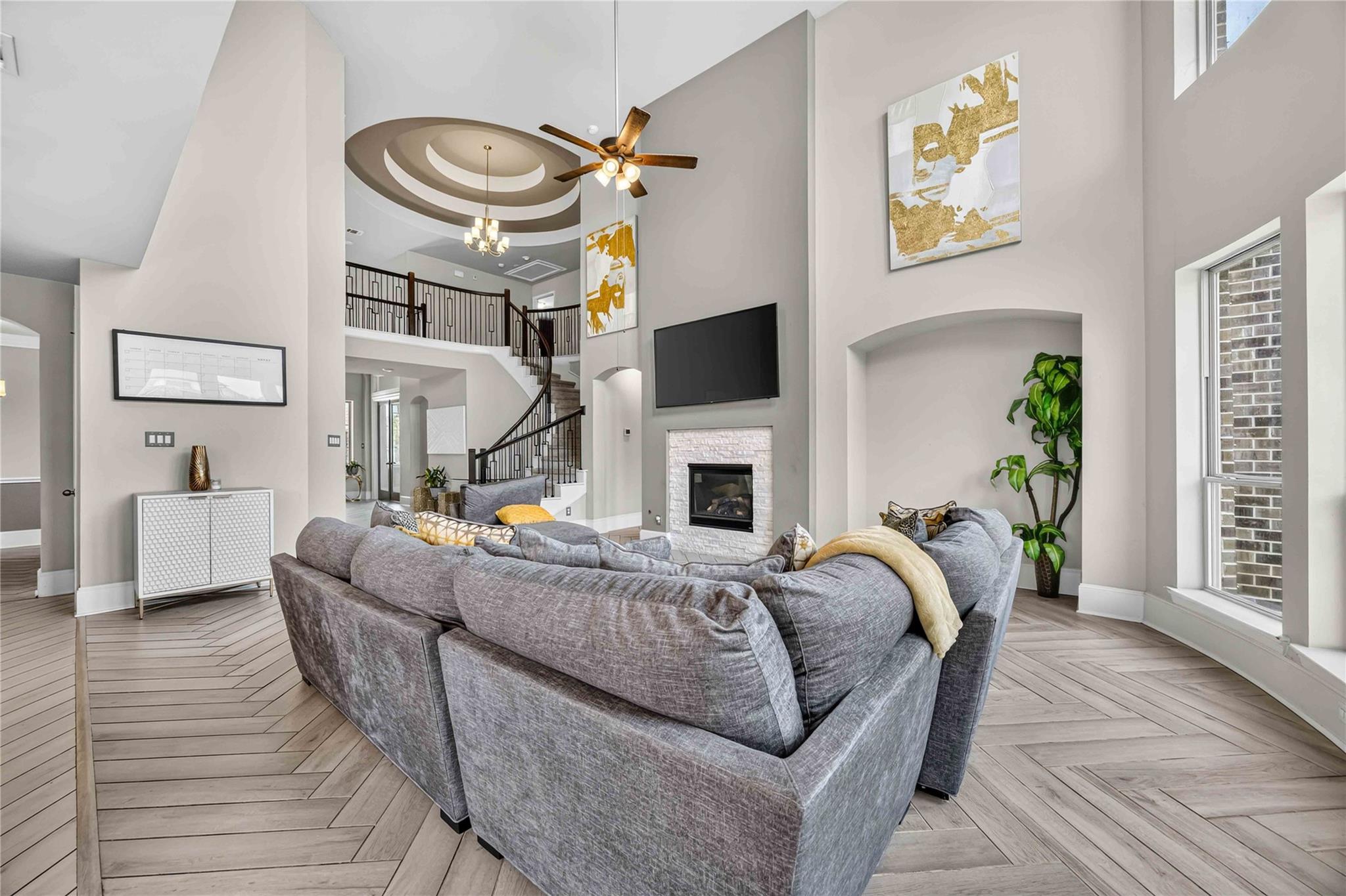 6203 Shore Ridge Court