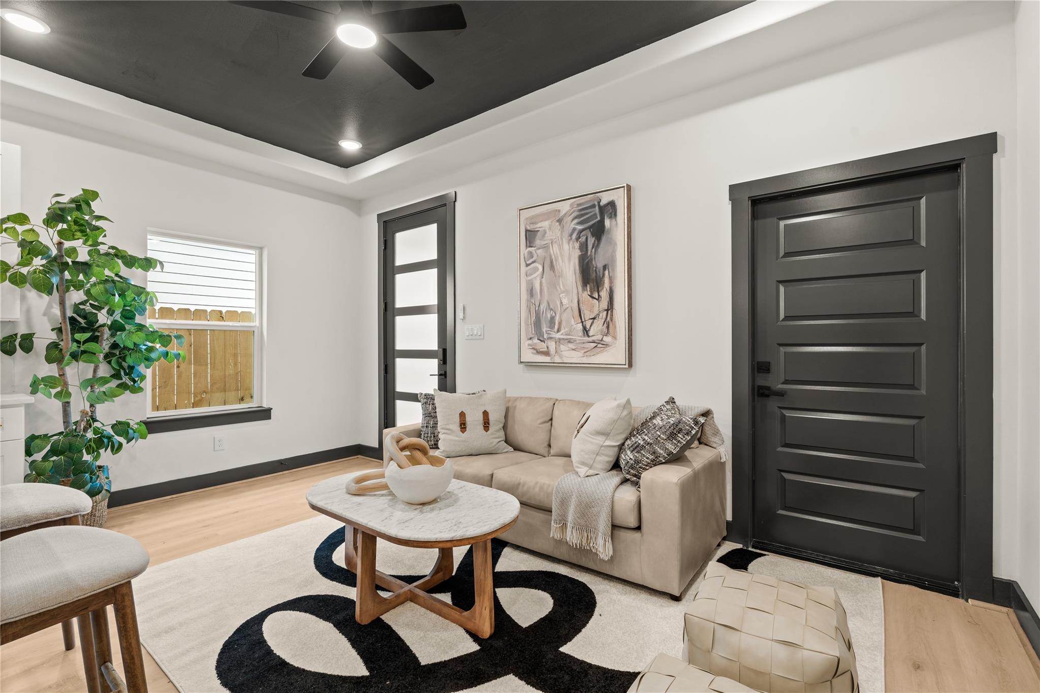 4335 Alvin Street Unit: A/B
