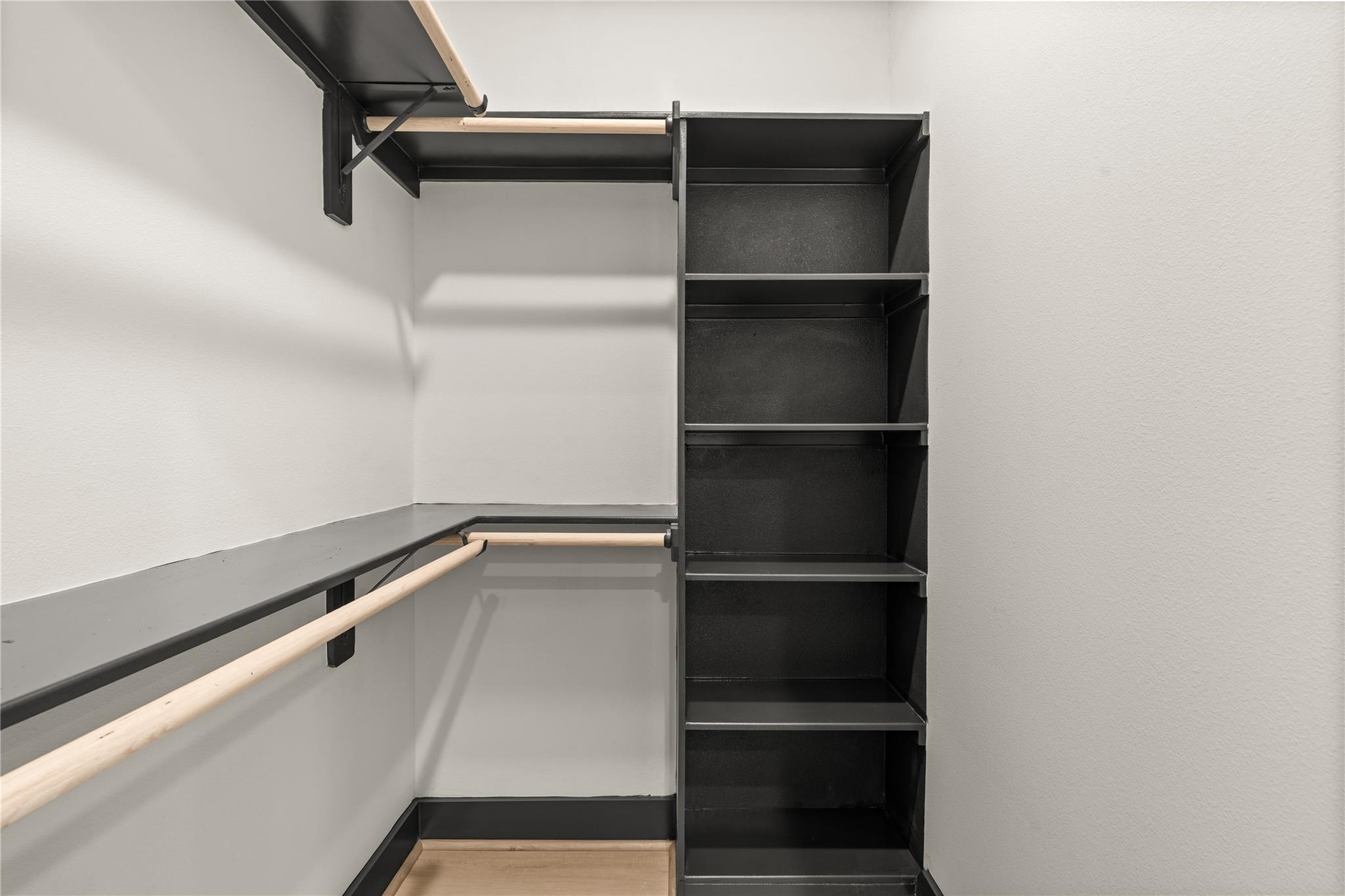 4335 Alvin Street Unit: A/B