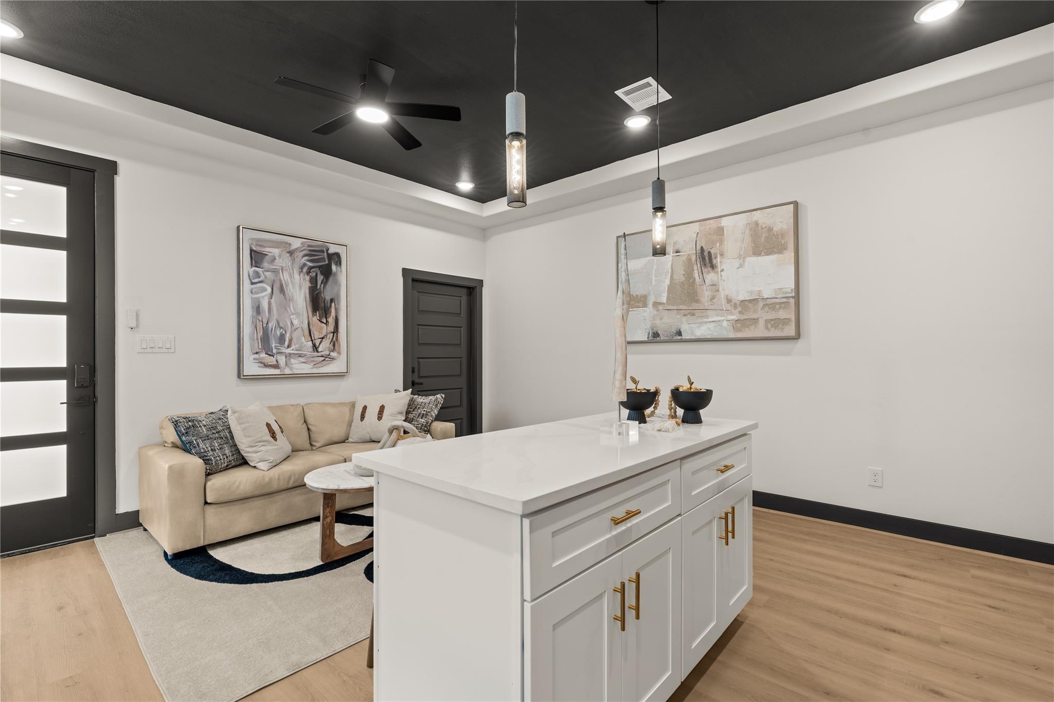 4335 Alvin Street Unit: A/B