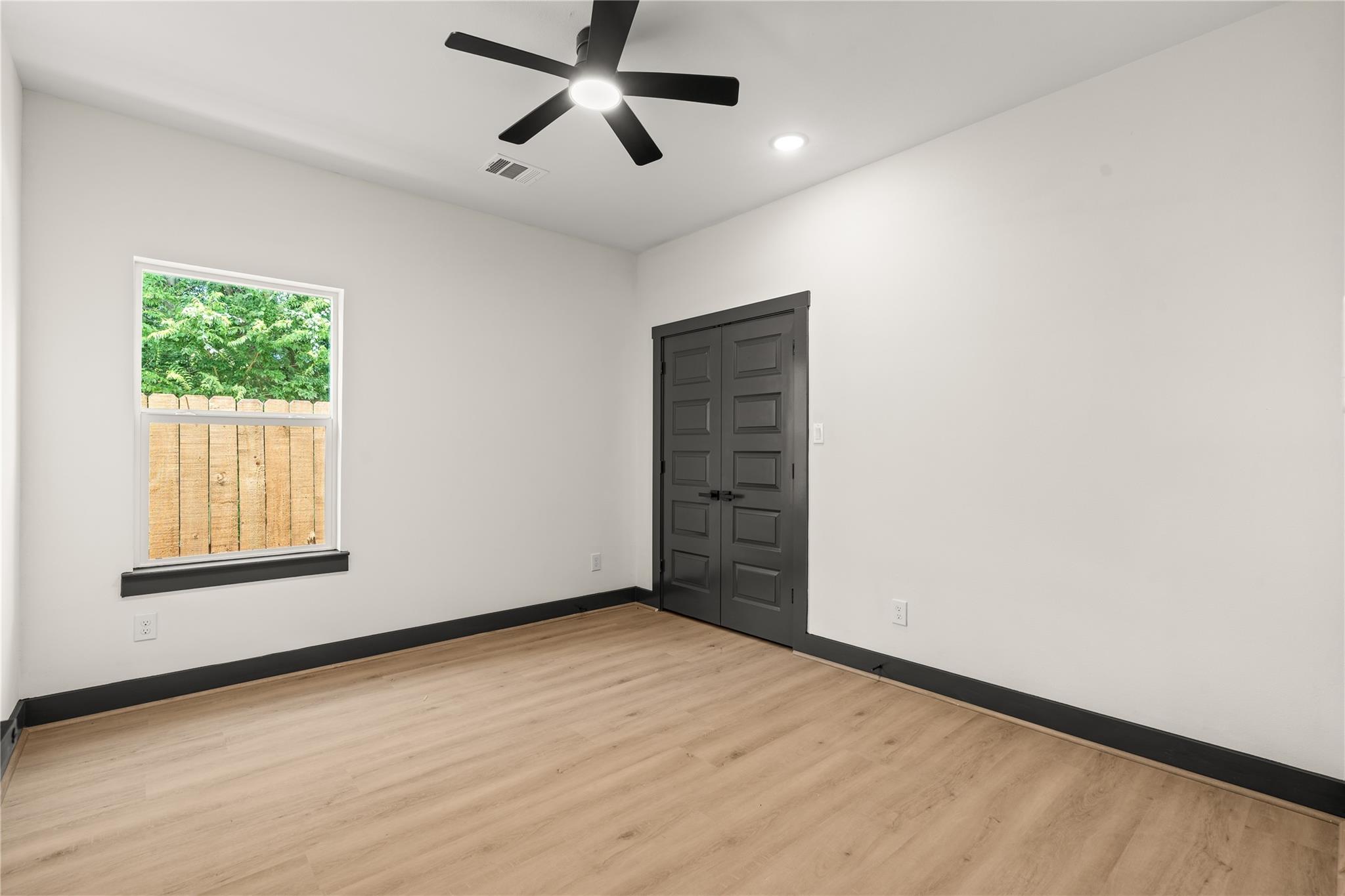 4335 Alvin Street Unit: A/B