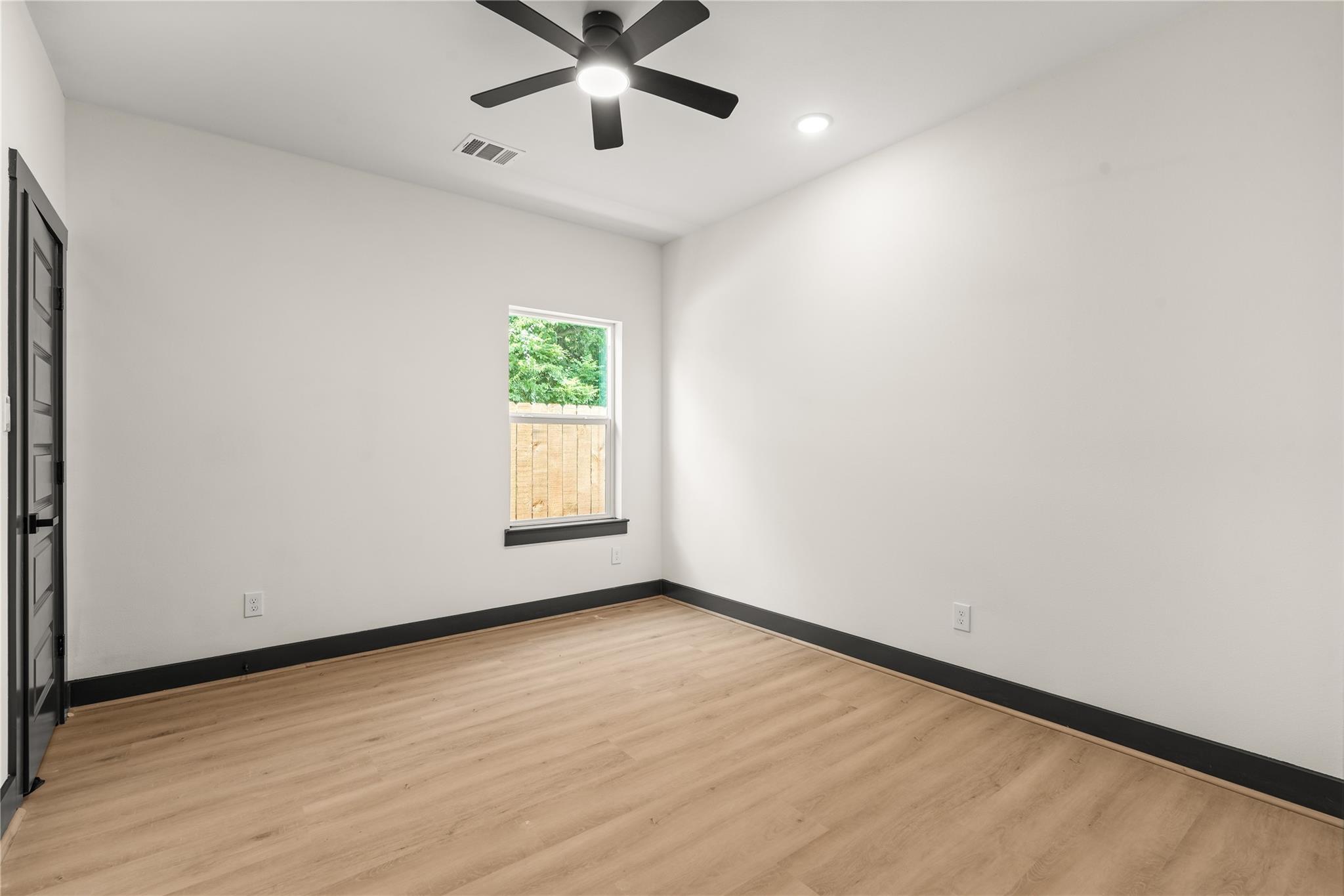4335 Alvin Street Unit: A/B