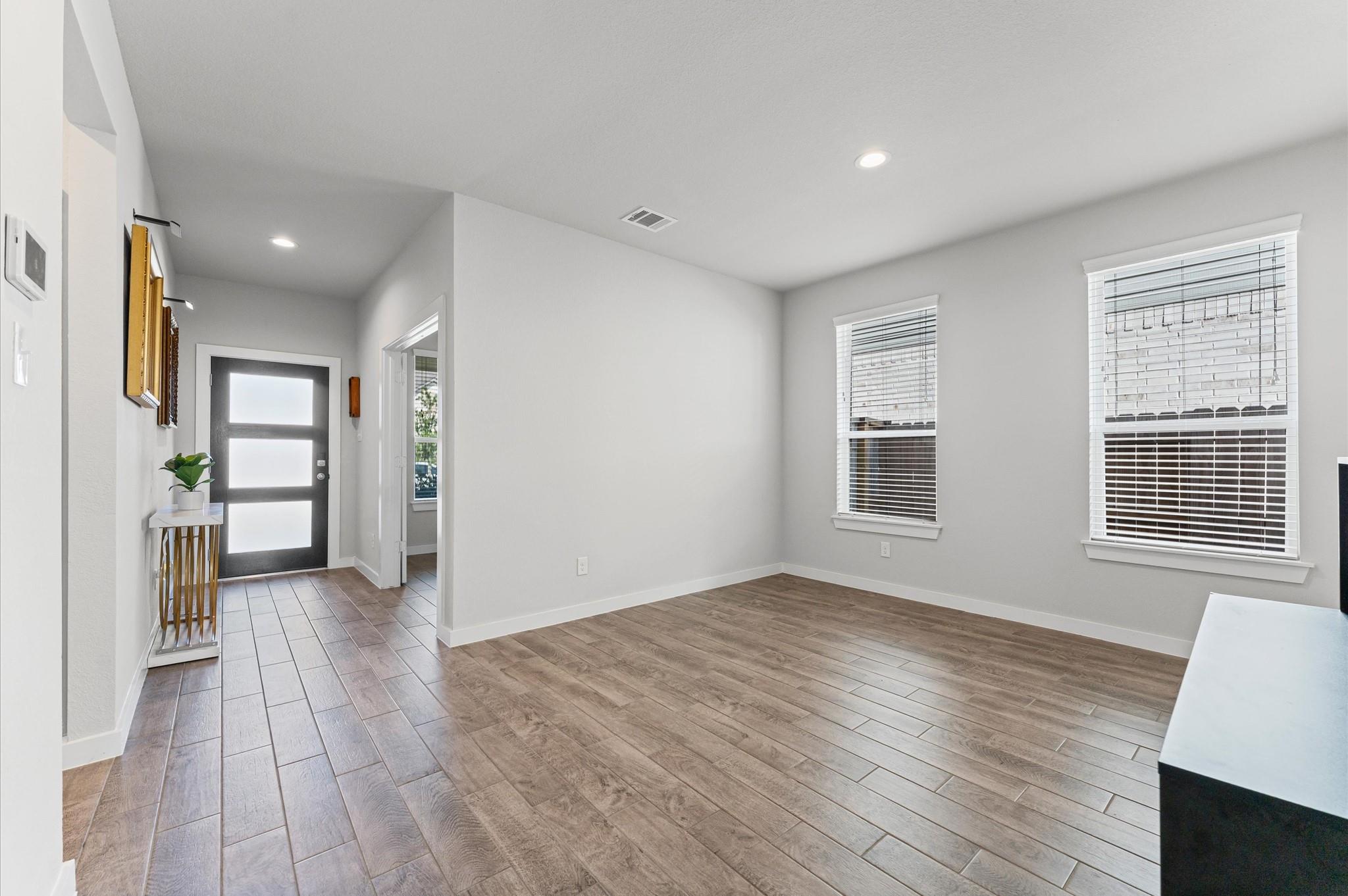 1585 Sunrise Gables Drive