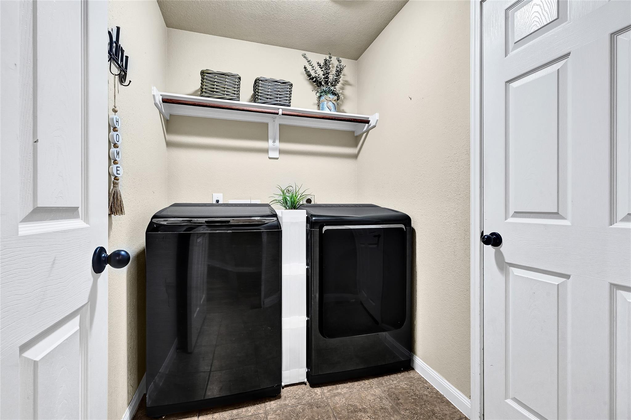 2511 Lexington Park Drive