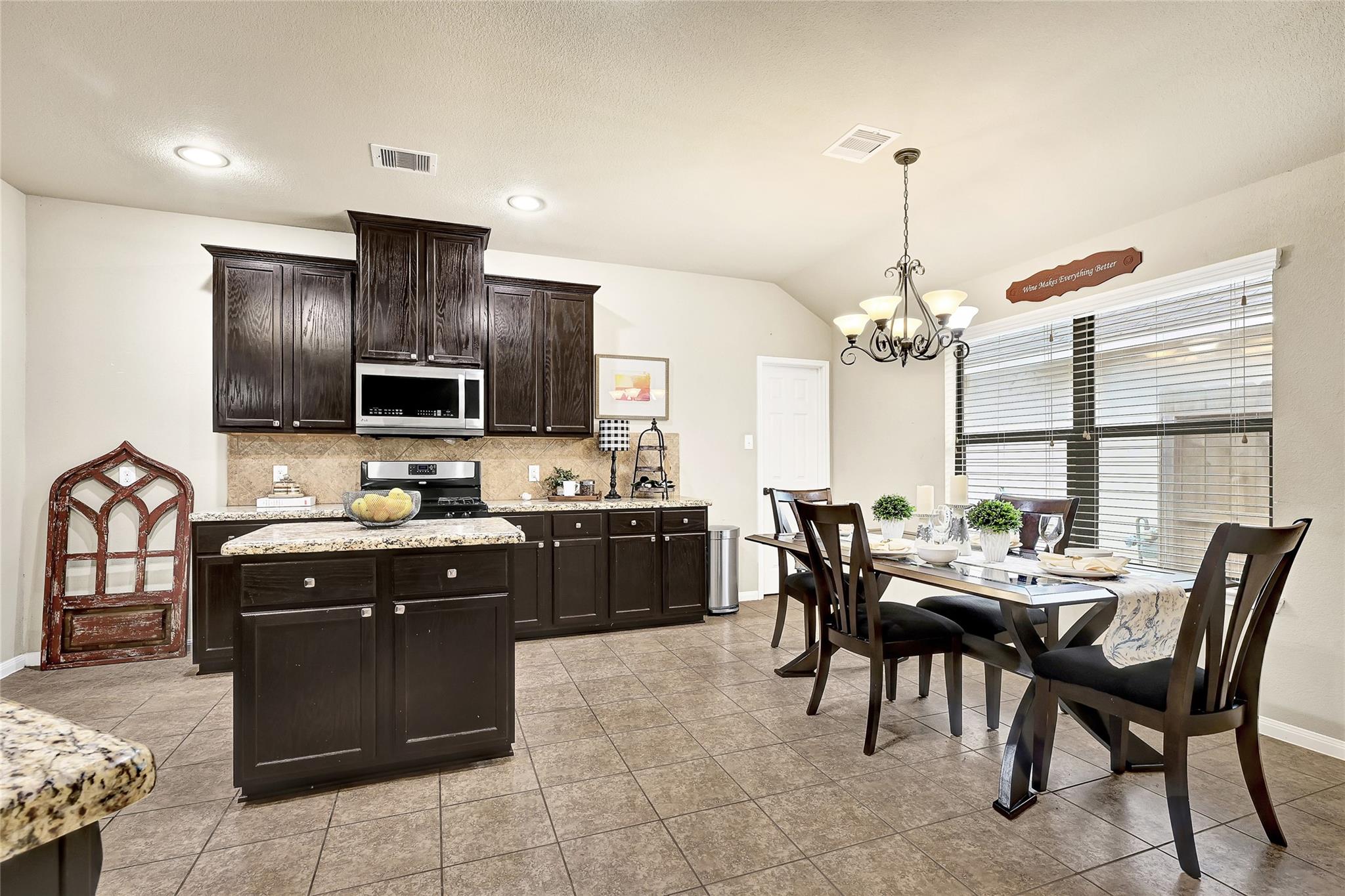 2511 Lexington Park Drive