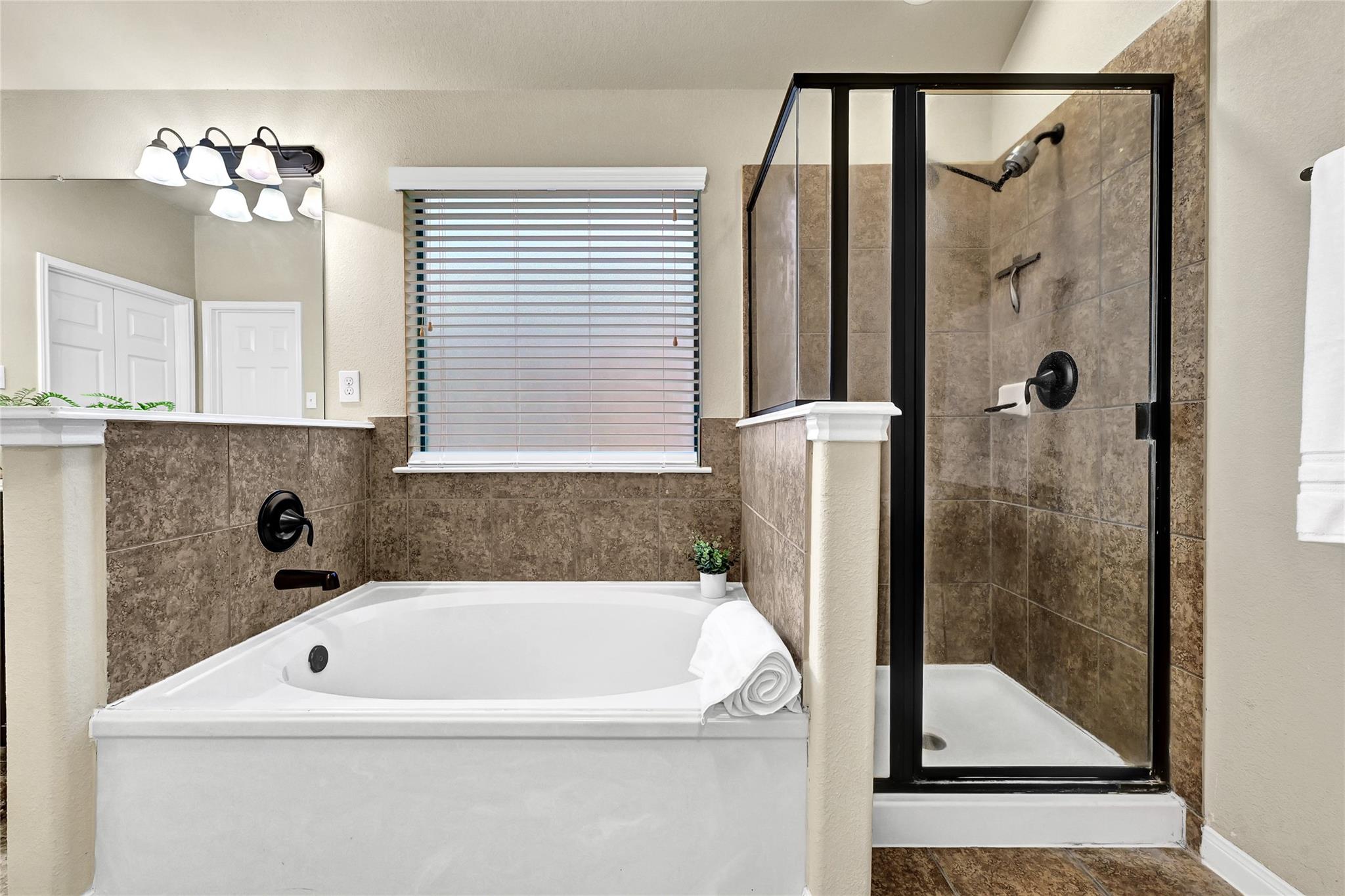 2511 Lexington Park Drive