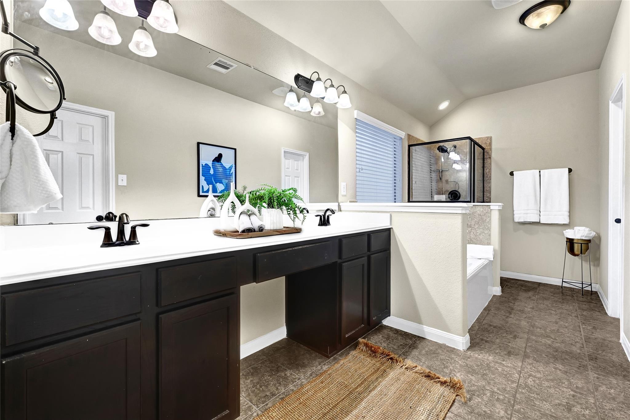 2511 Lexington Park Drive