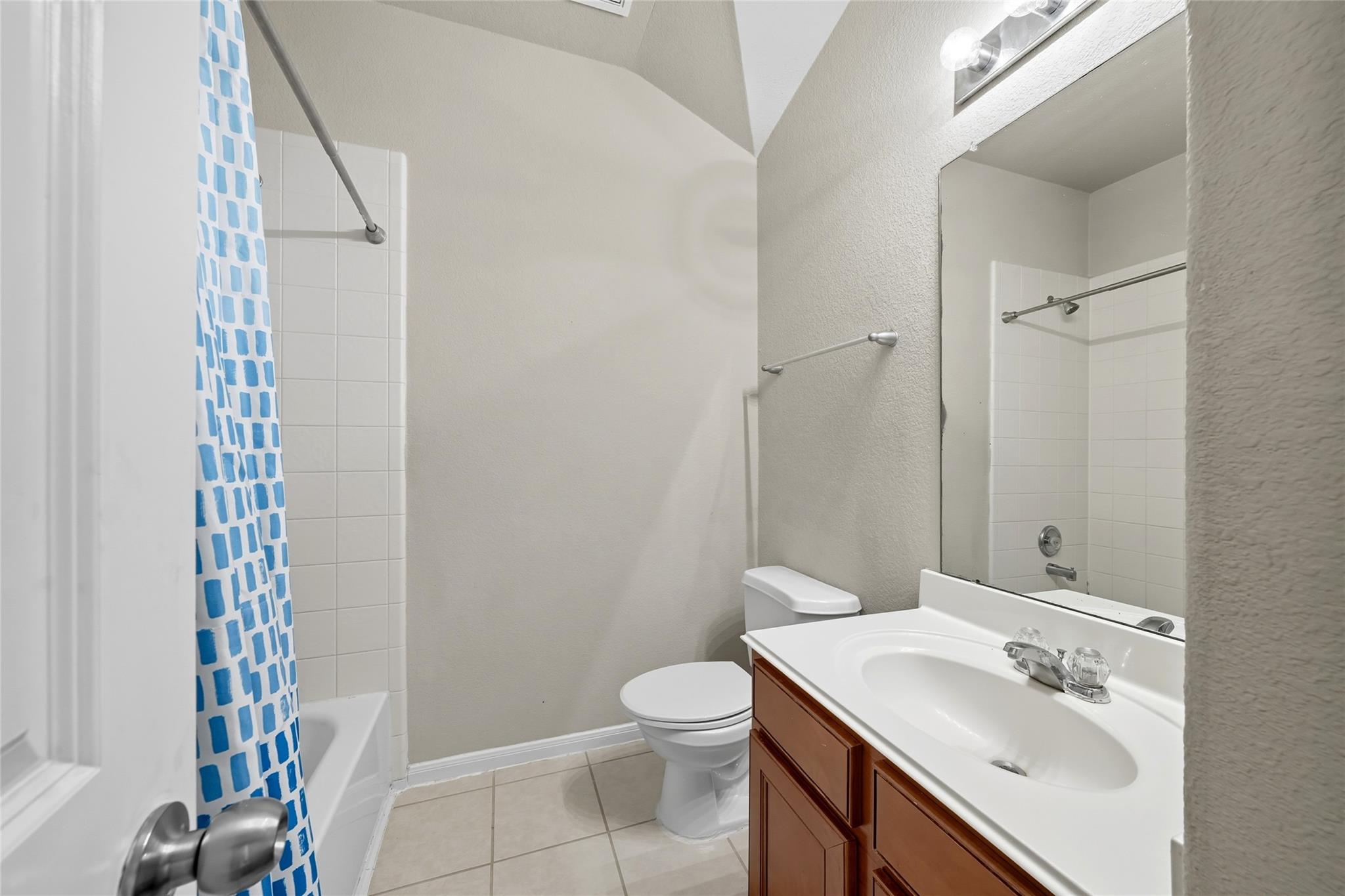 2551 Marquette Trail