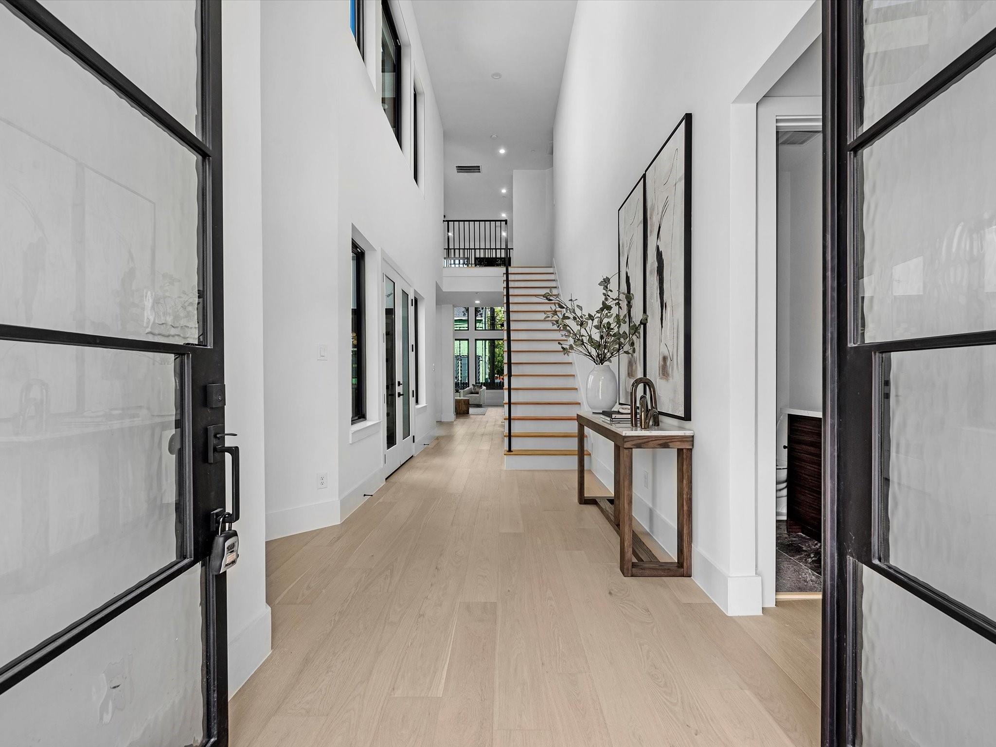 811 Woodstock Street
