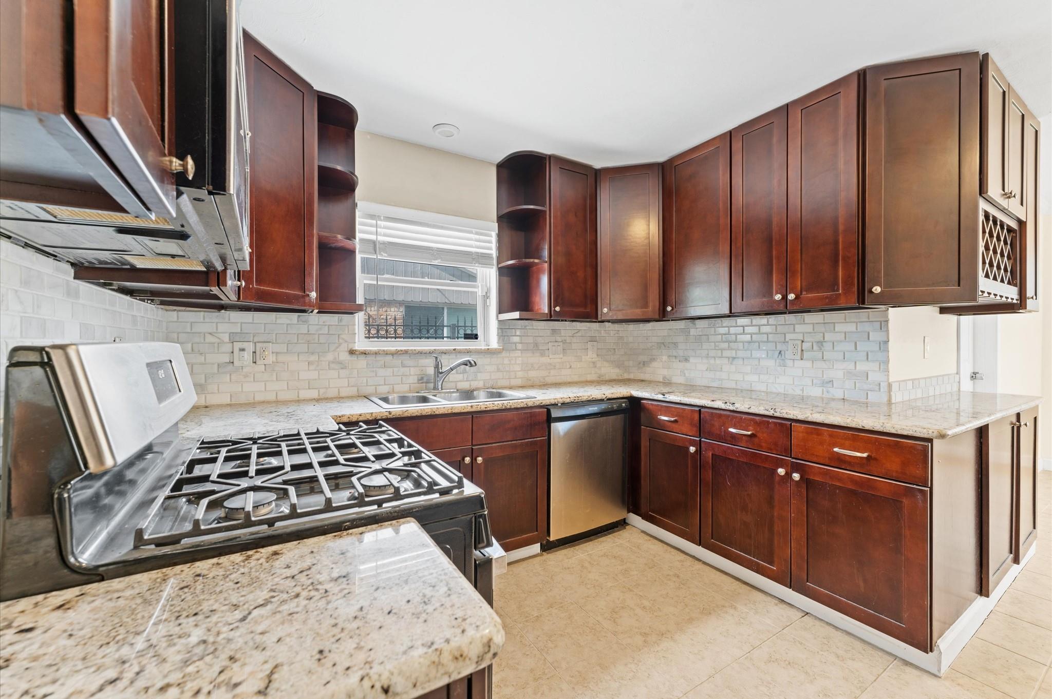 6026 Mcknight Street