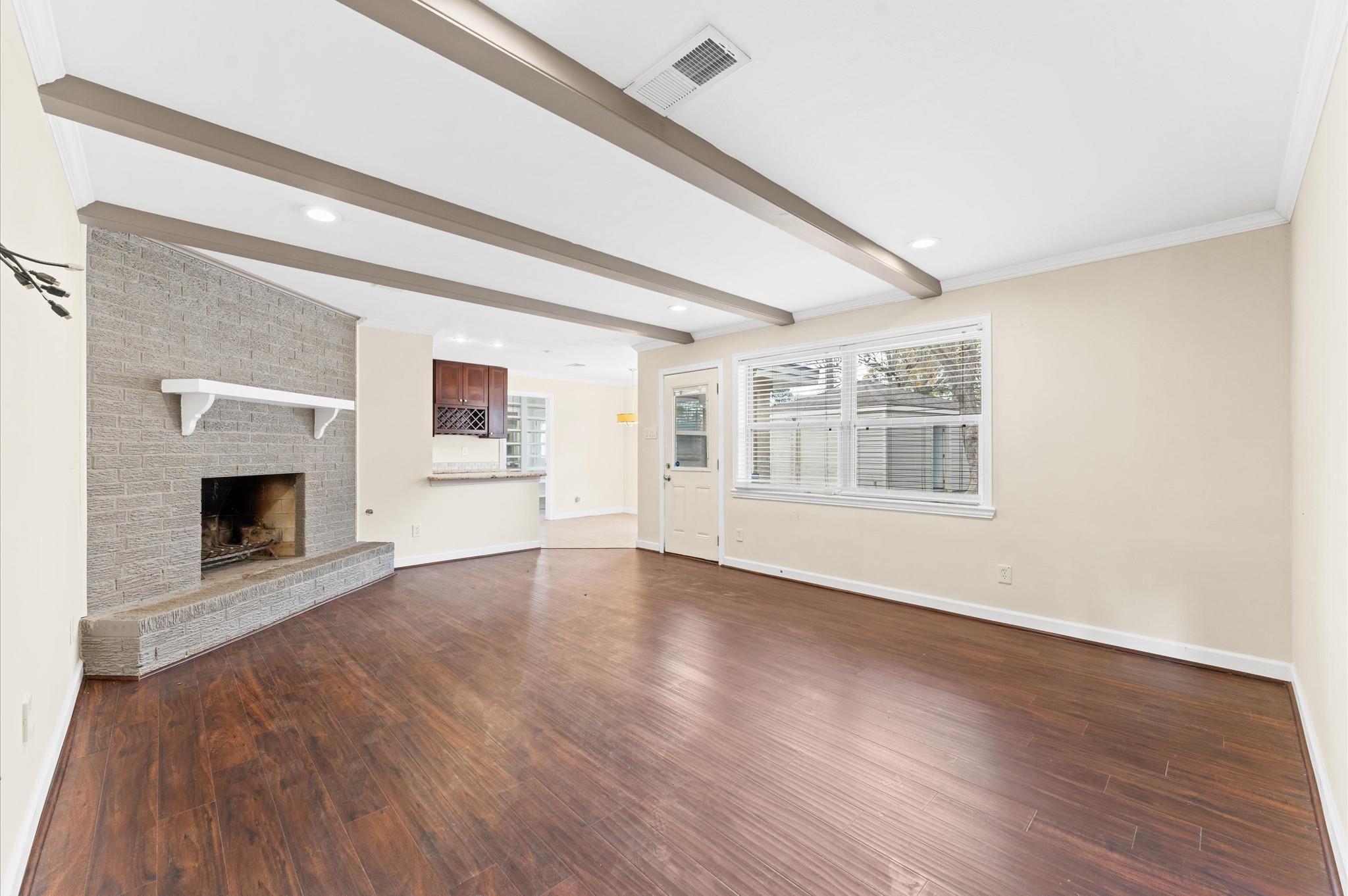 6026 Mcknight Street