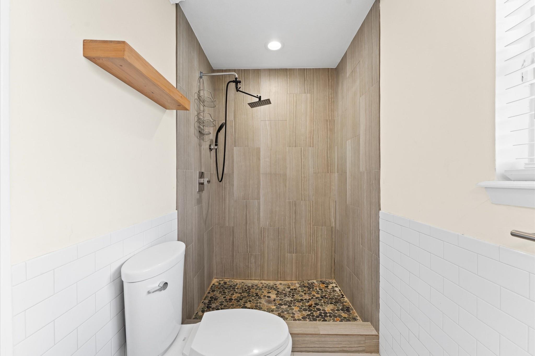 6026 Mcknight Street