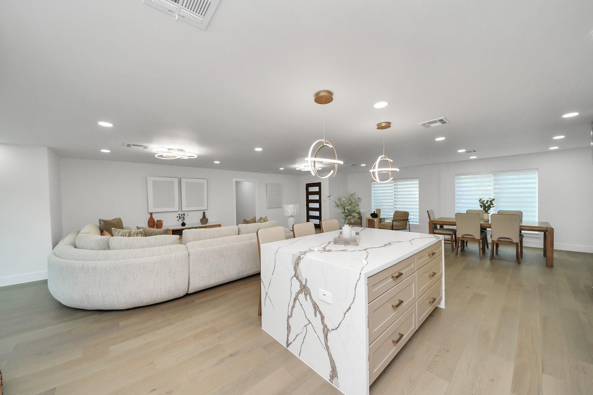 12318 Queensbury Lane