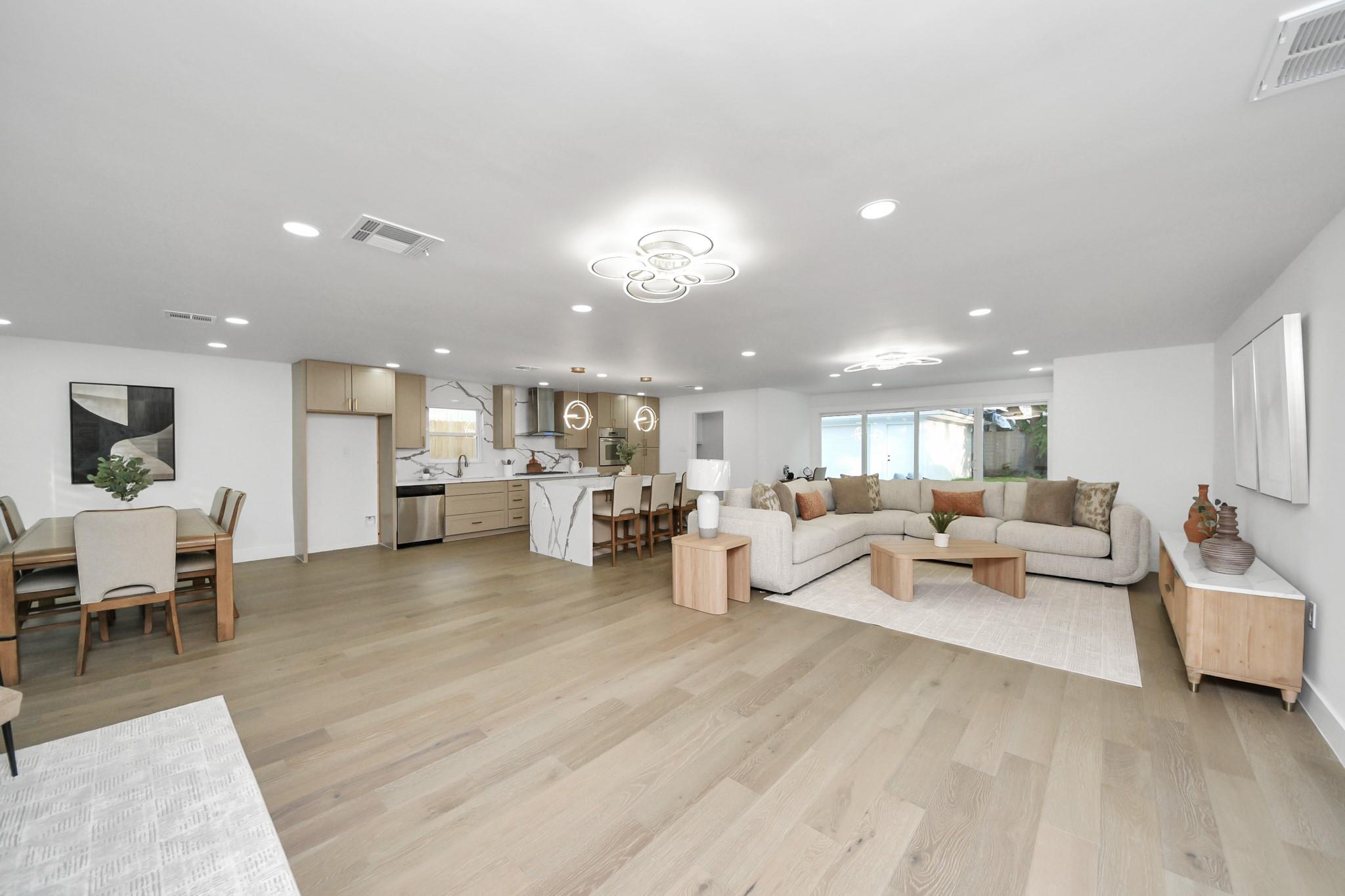 12318 Queensbury Lane