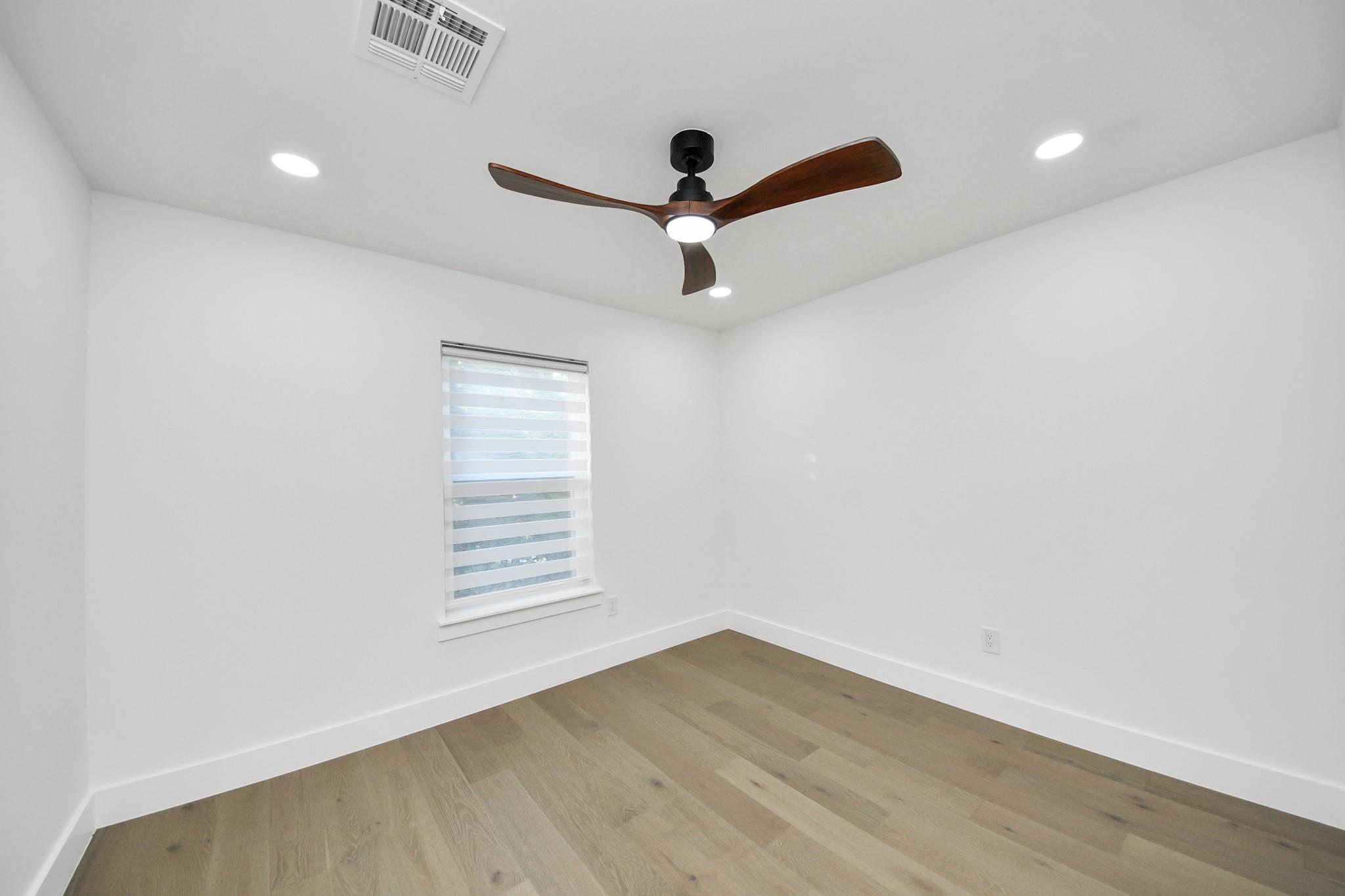 12318 Queensbury Lane