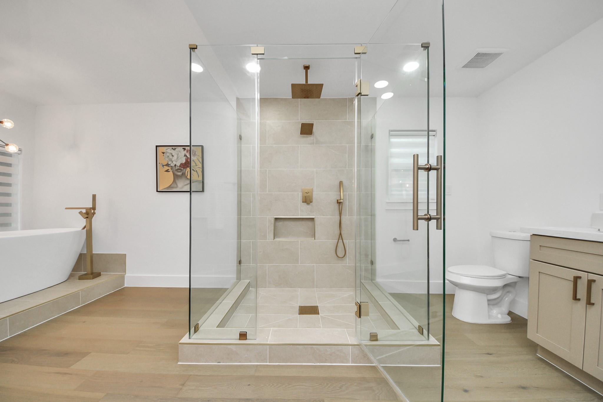 12318 Queensbury Lane