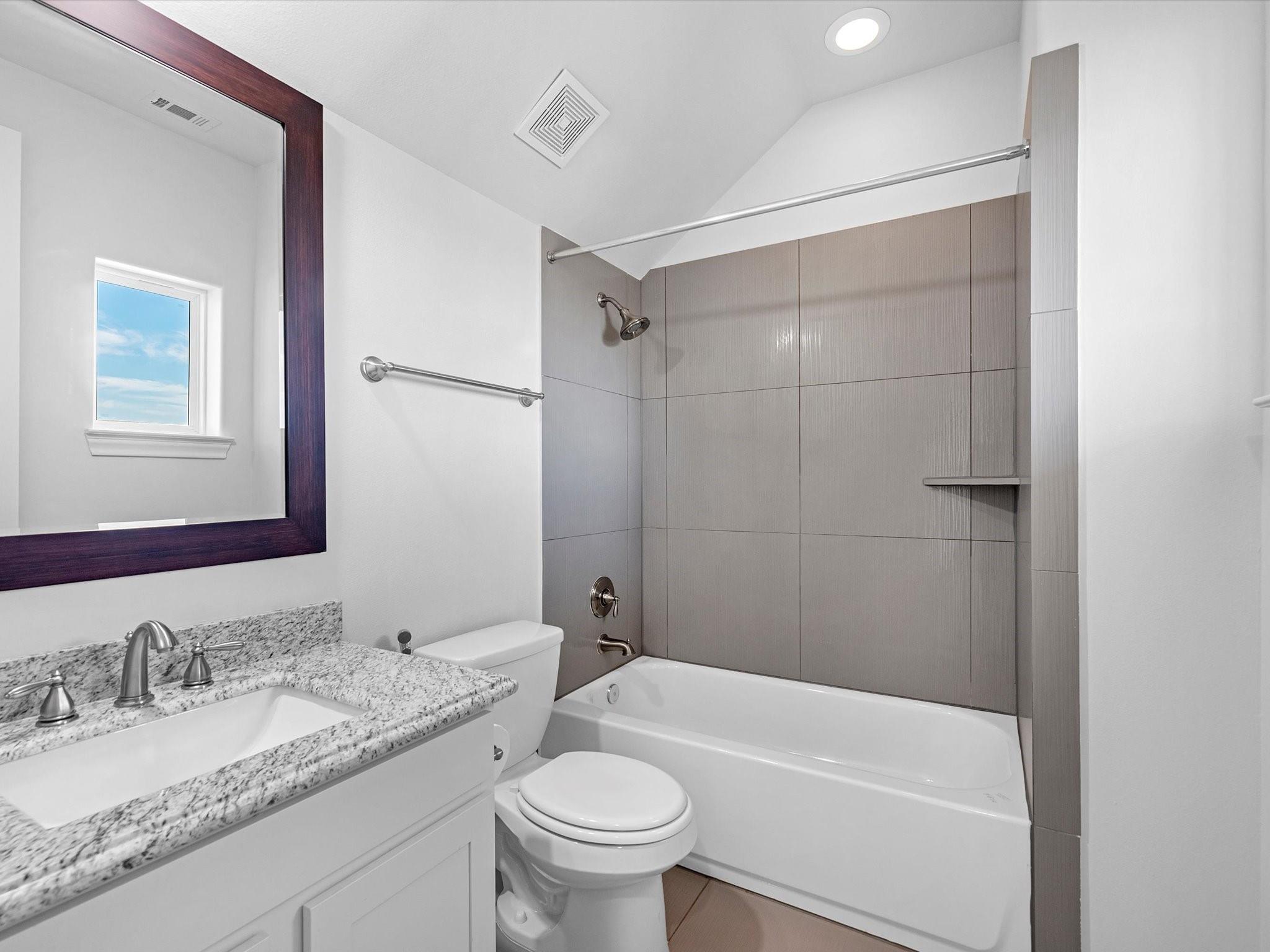 2110 Lakeshore Edge Drive