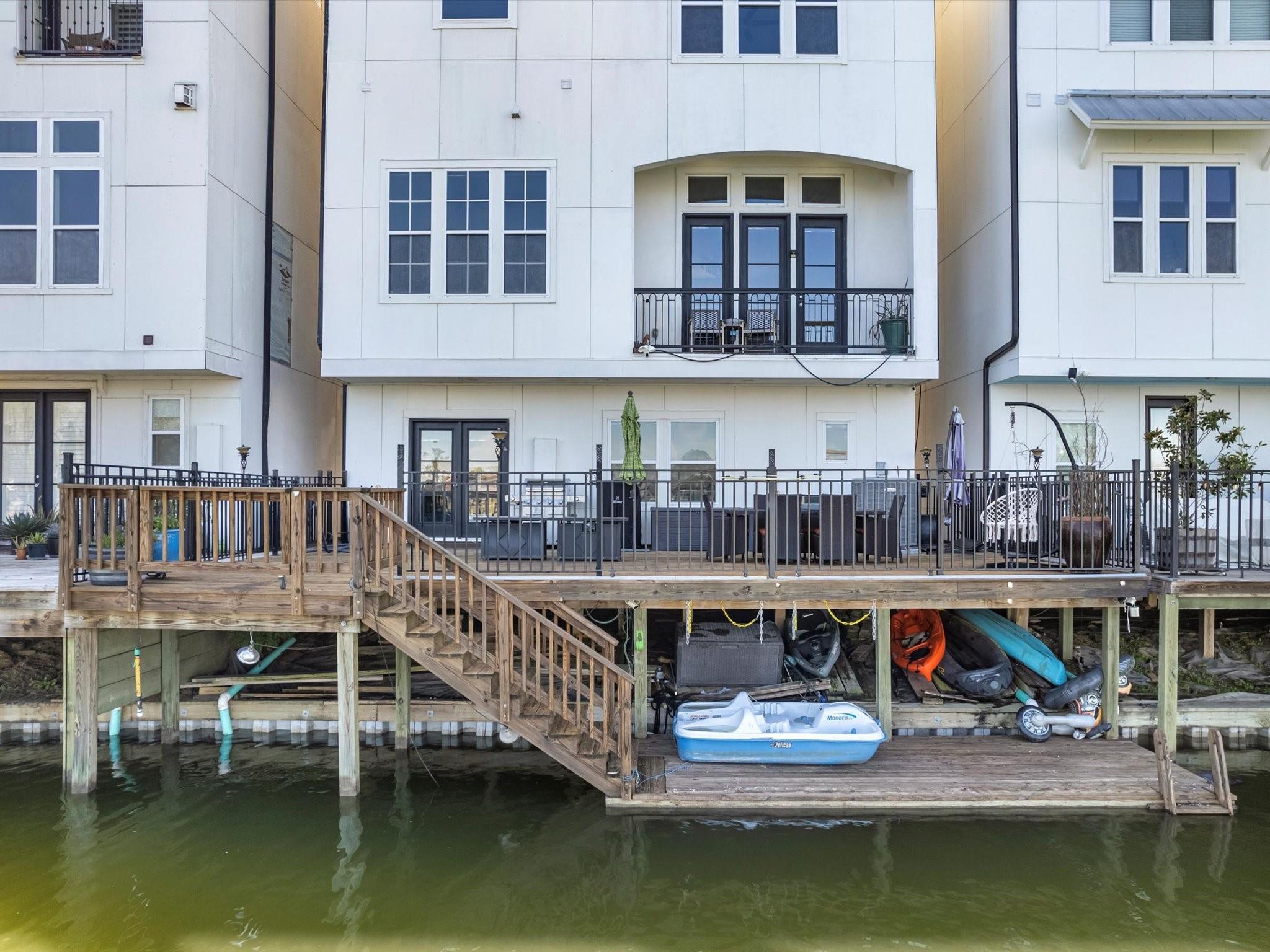 2110 Lakeshore Edge Drive