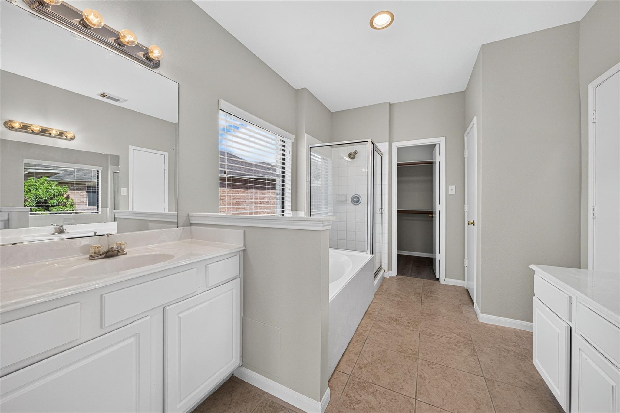 9306 Eaglewood Shadow Court