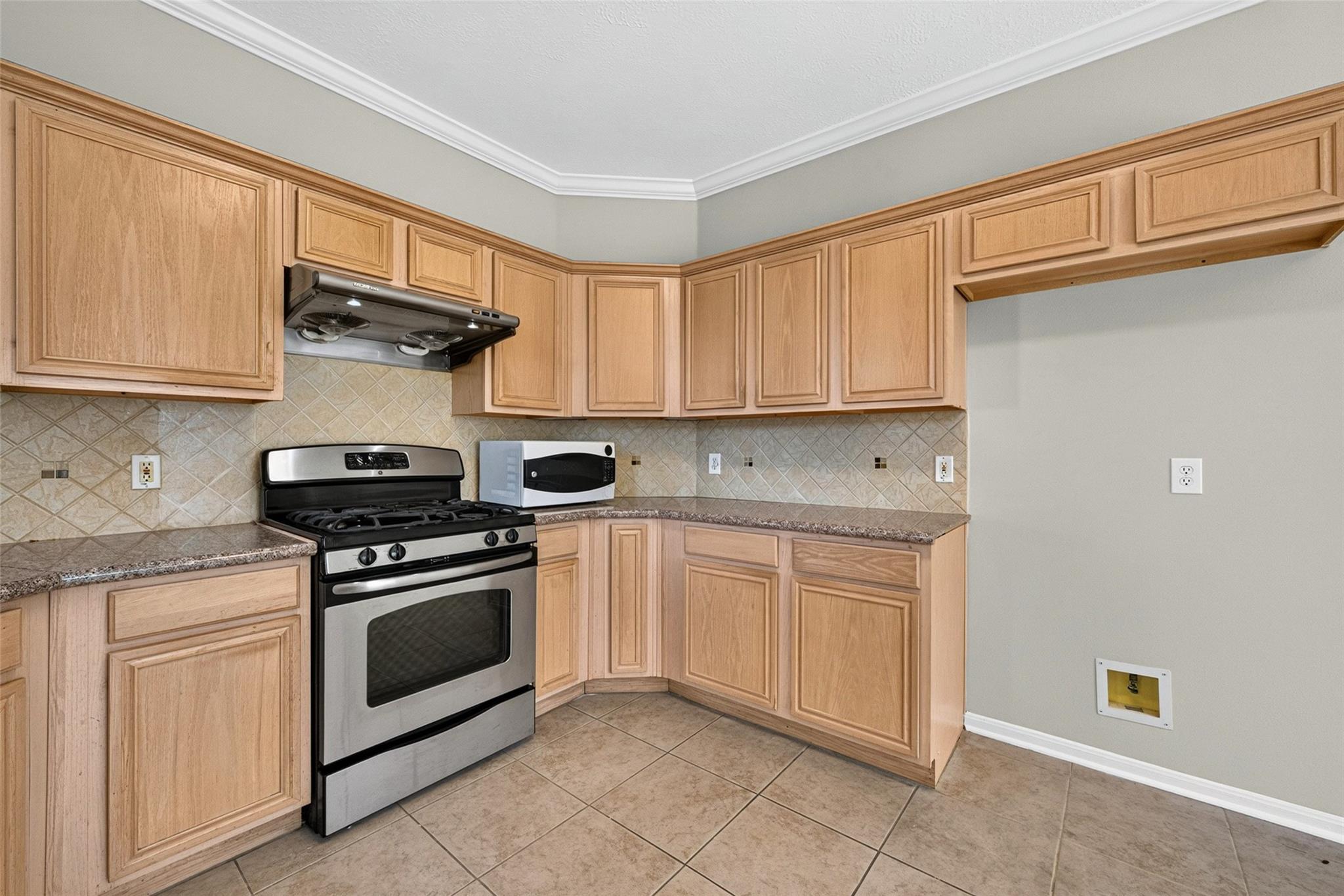 9306 Eaglewood Shadow Court