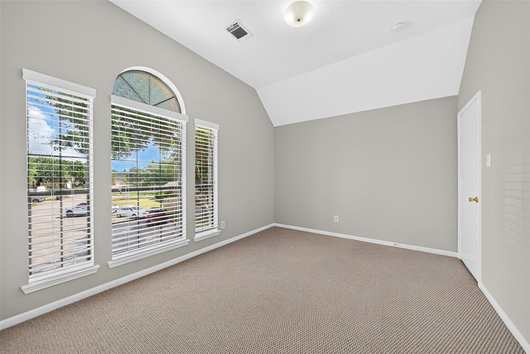 9306 Eaglewood Shadow Court