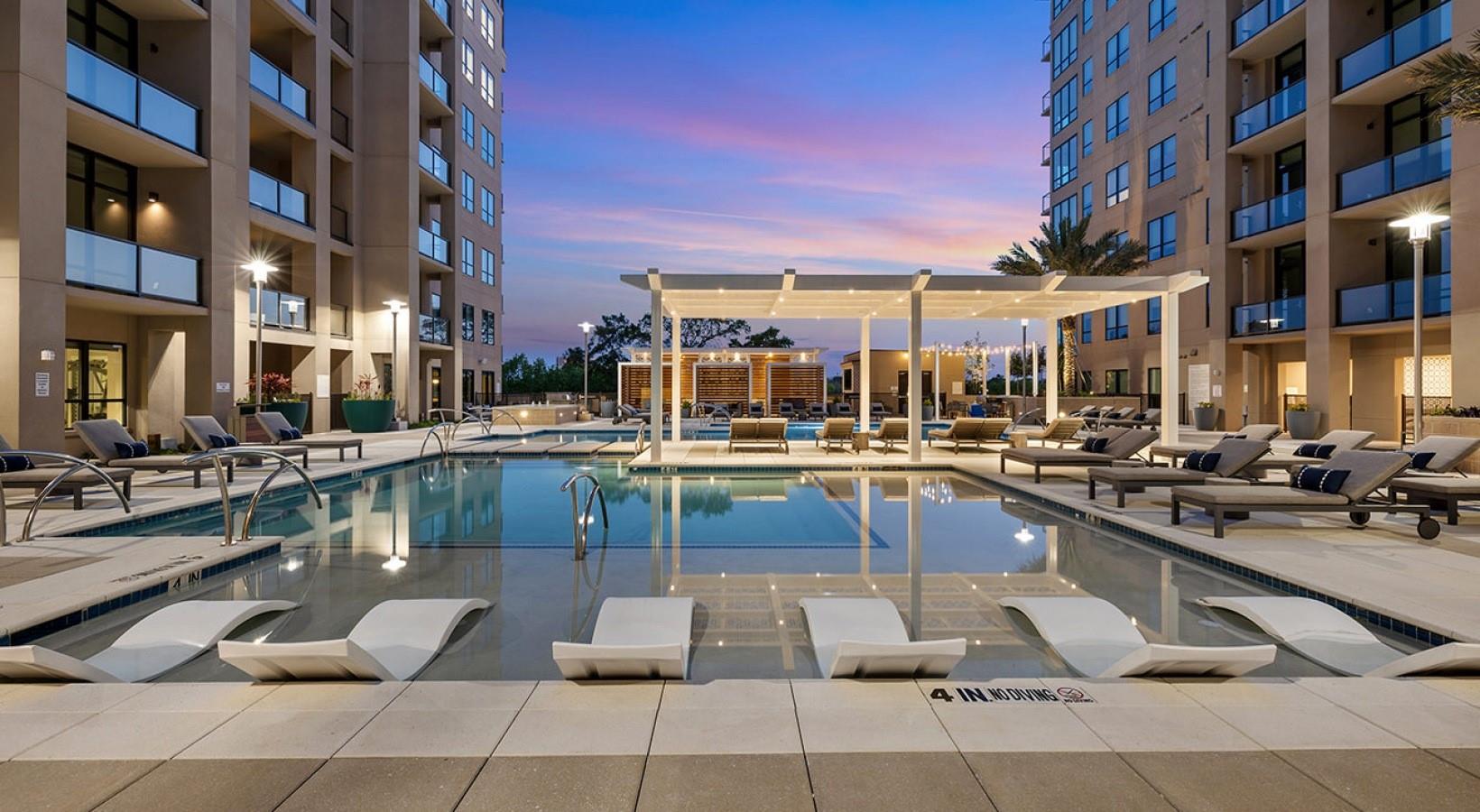 929 Westcott # 604