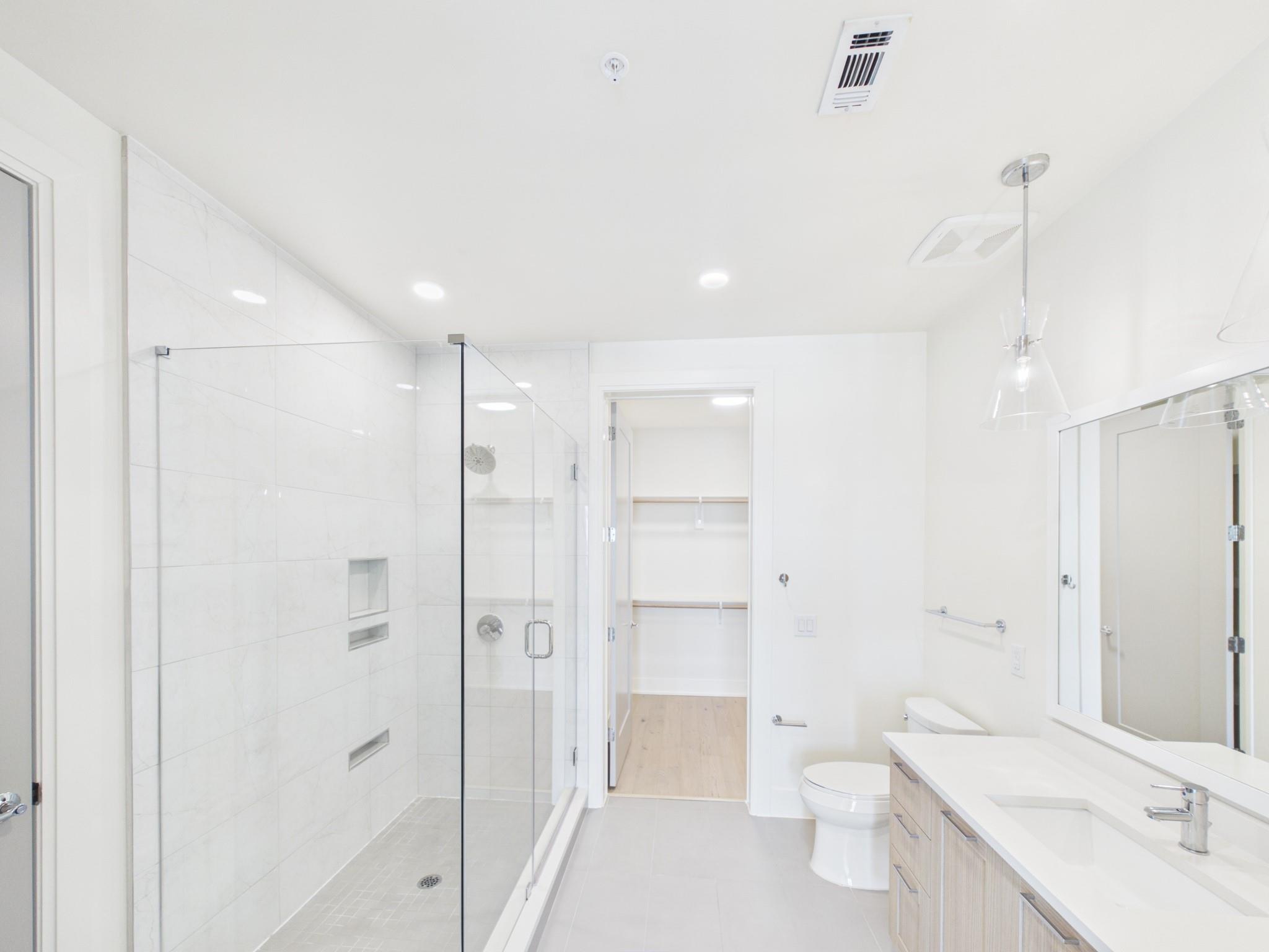 929 Westcott # 604
