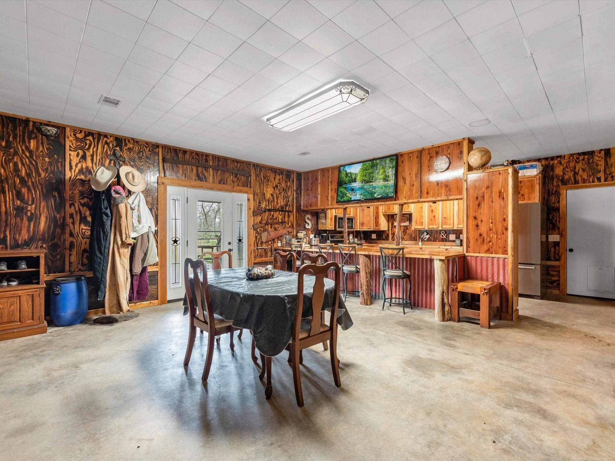 5013 U Pond Drive, Angleton