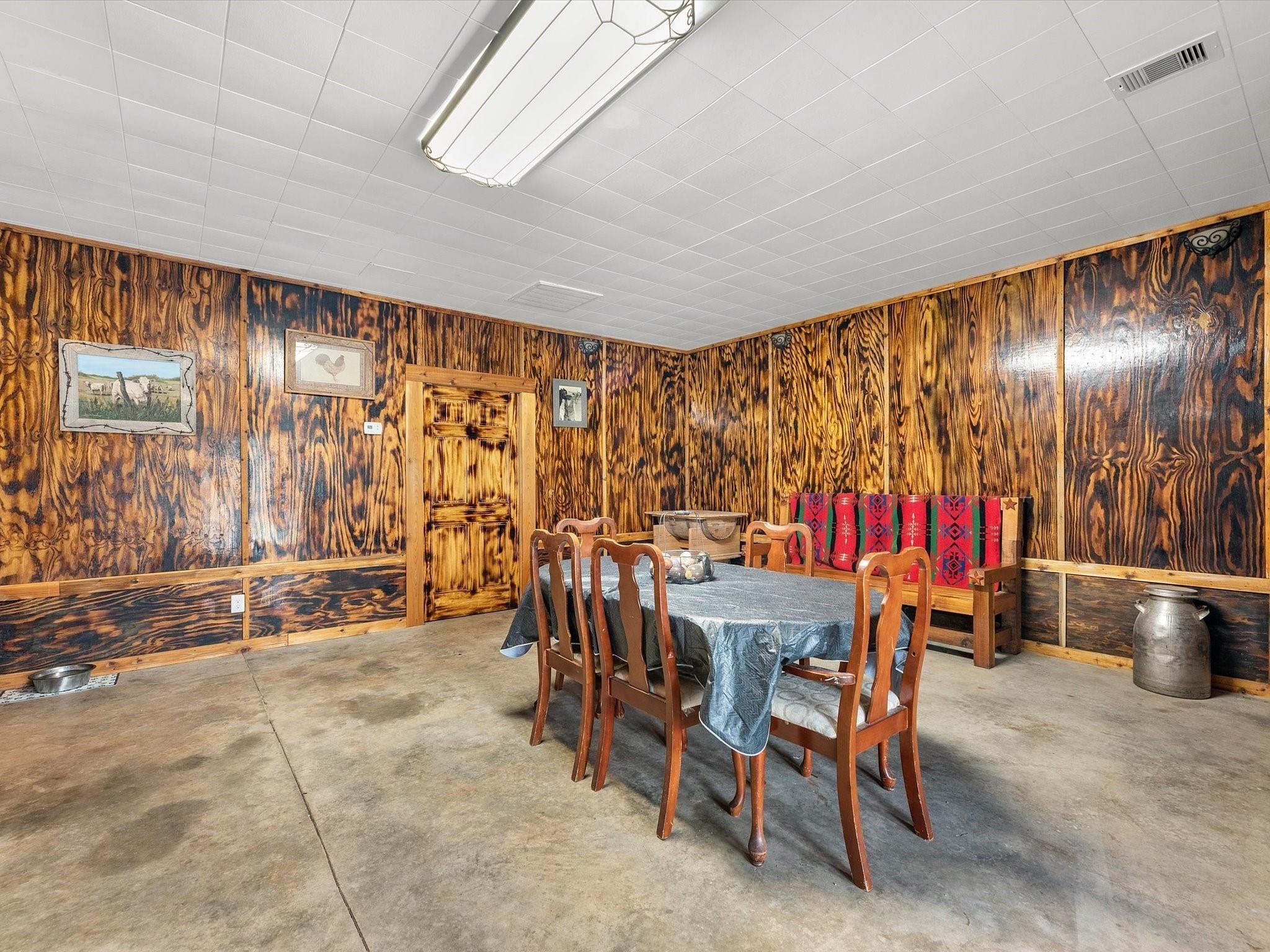 5013 U Pond Drive, Angleton